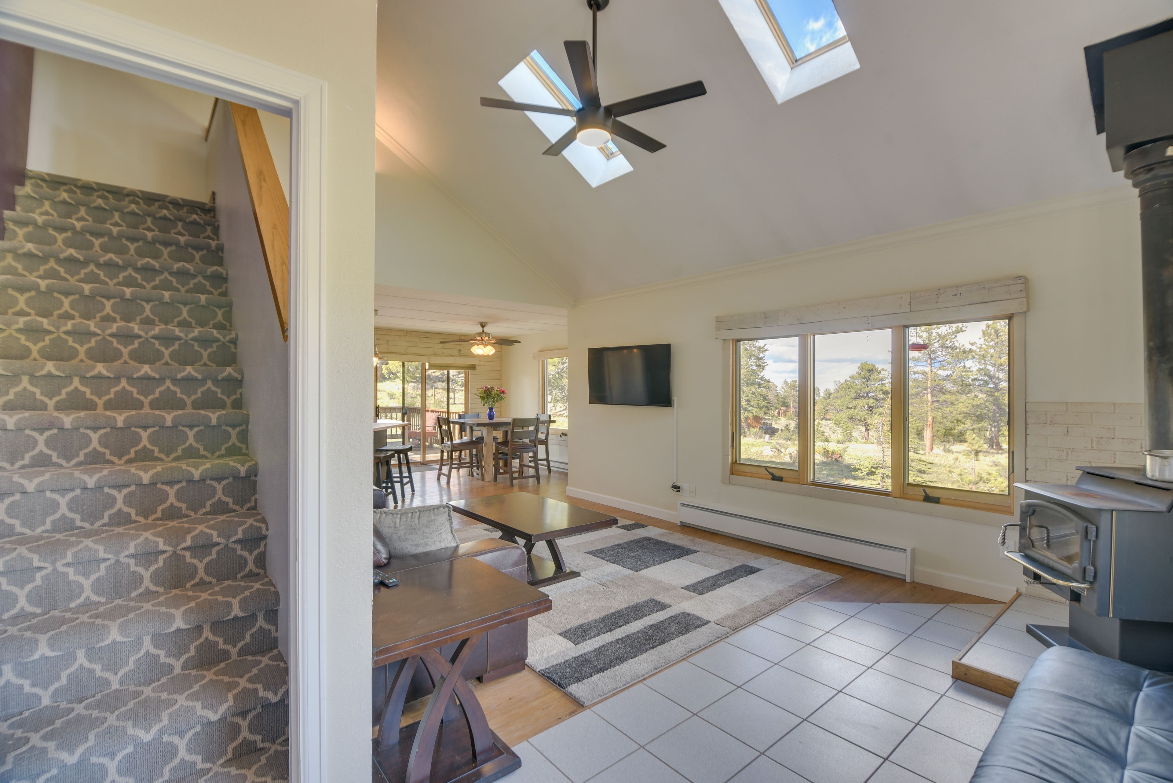 Living Room | Free WiFi | Wood-Burning Stove