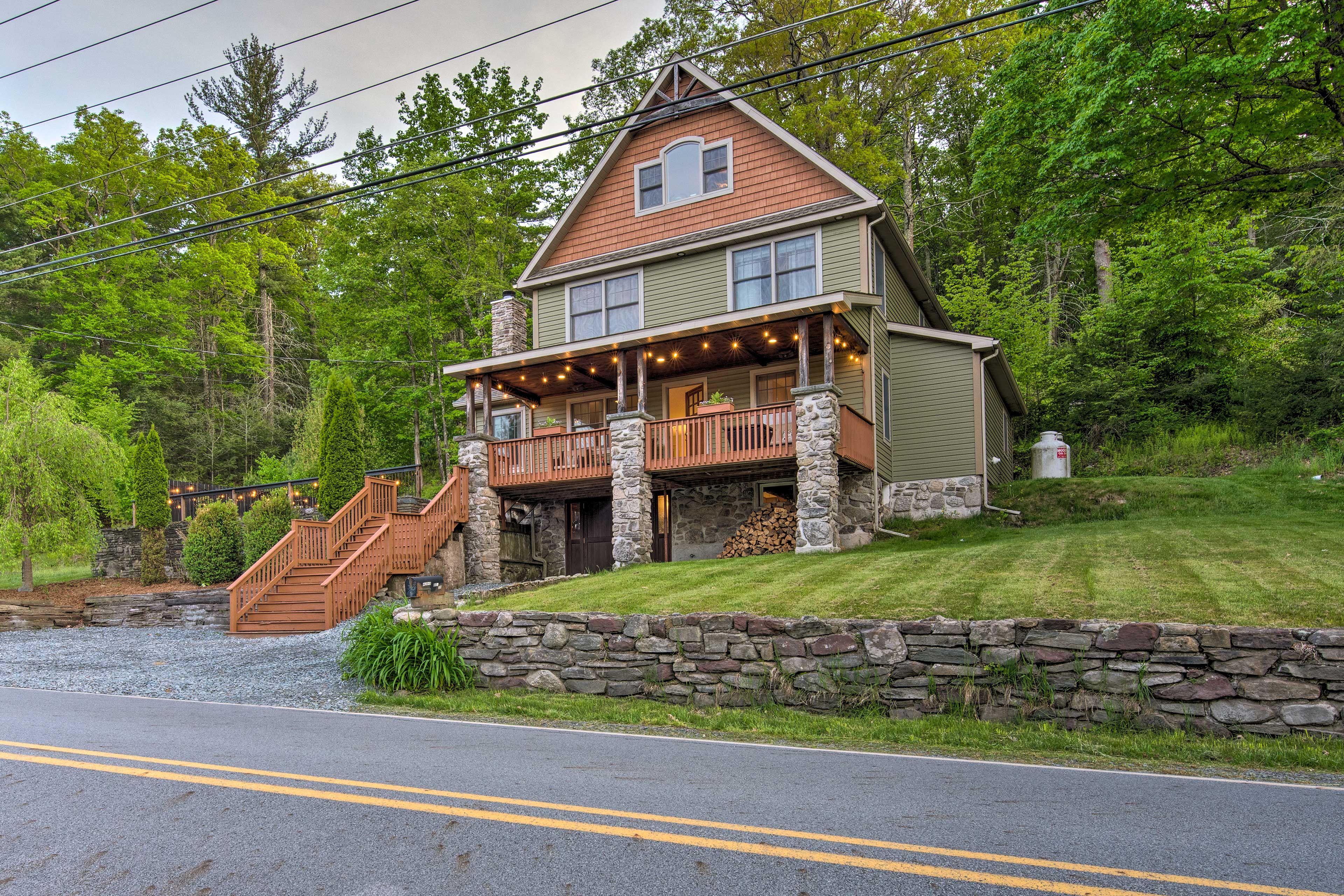 Home Exterior | Driveway Parking (4 Vehicles)