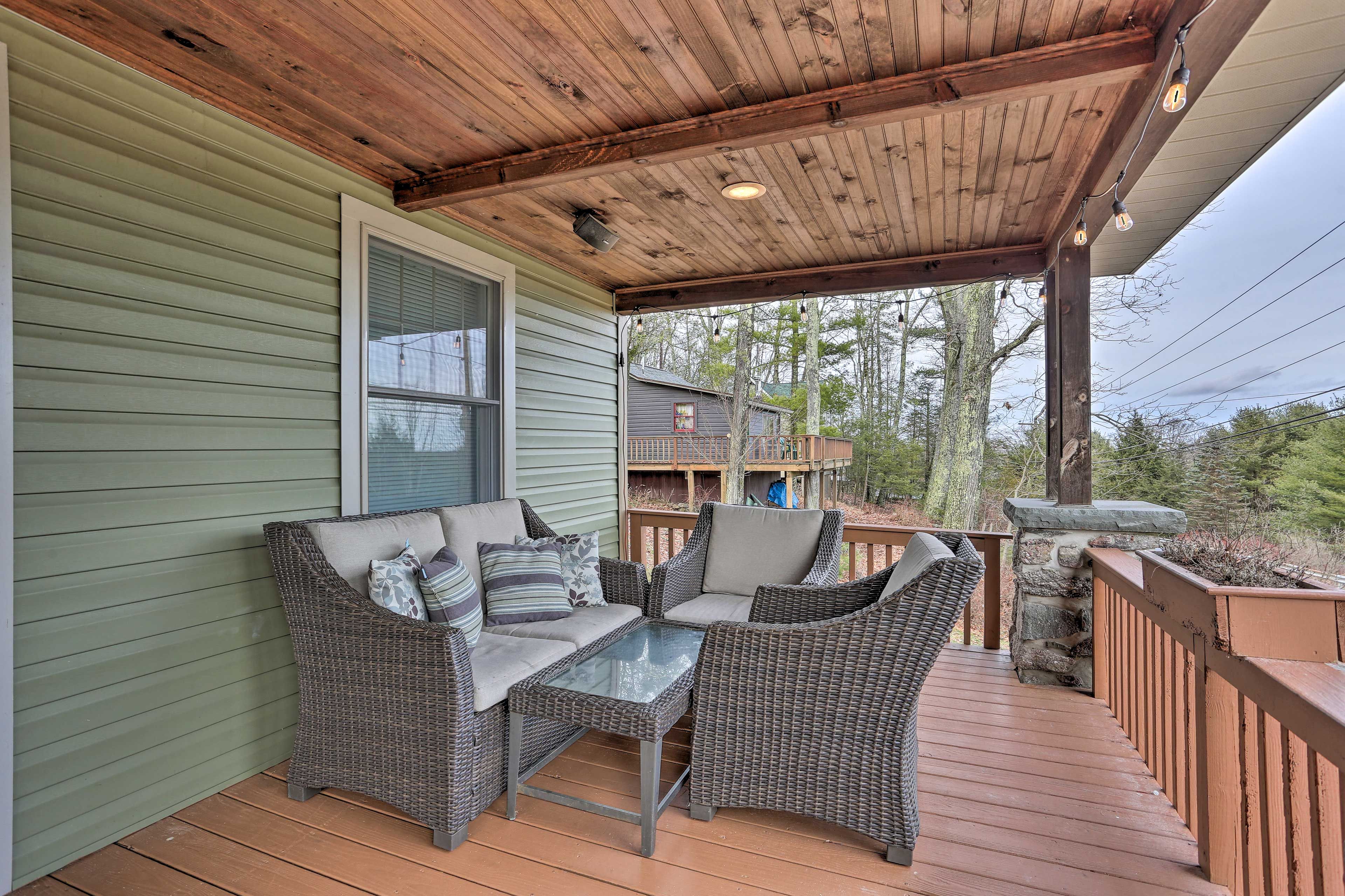 Front Porch | Outdoor Dining