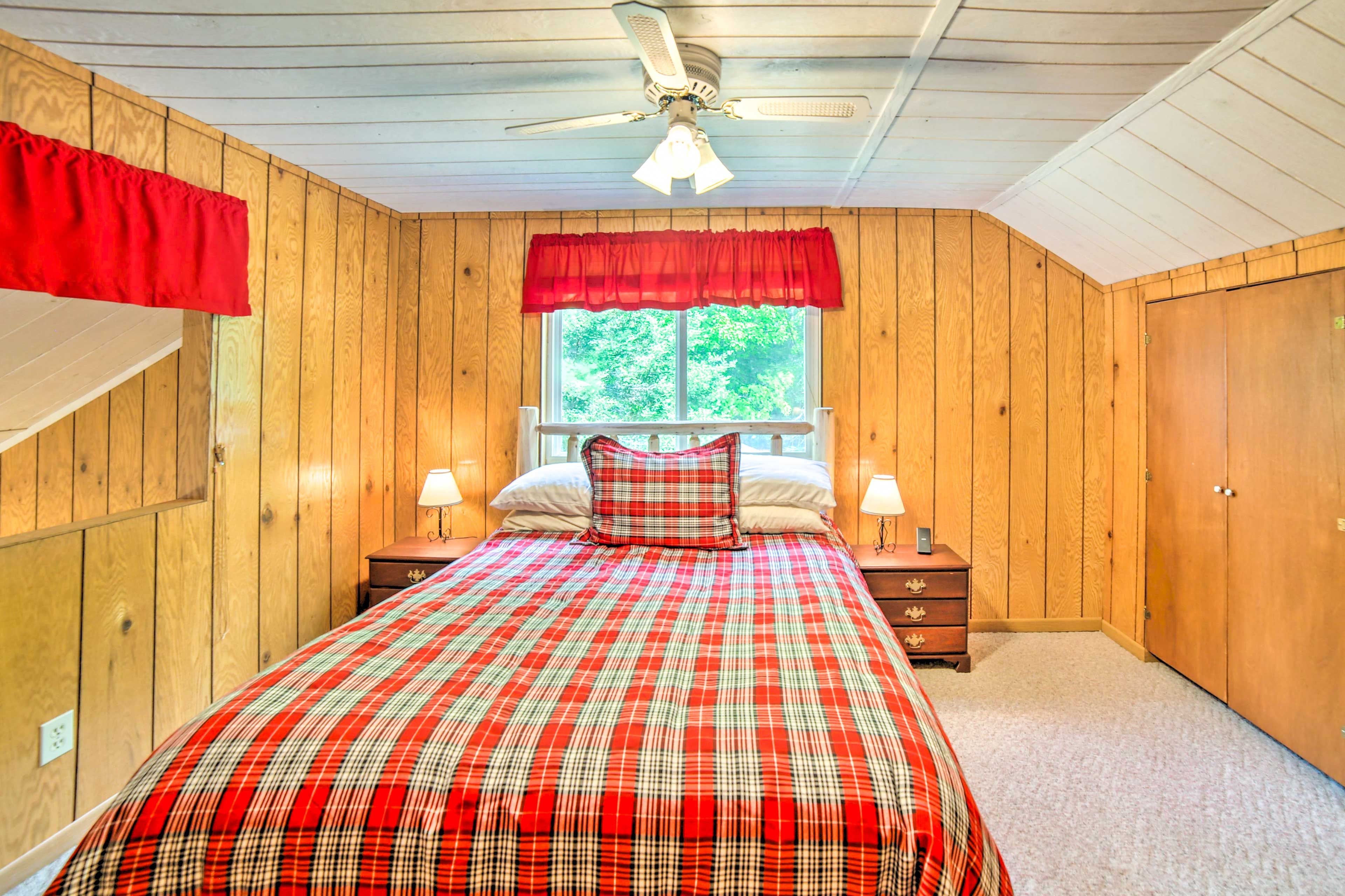 Bedroom 2 | Queen Bed | 2nd Floor