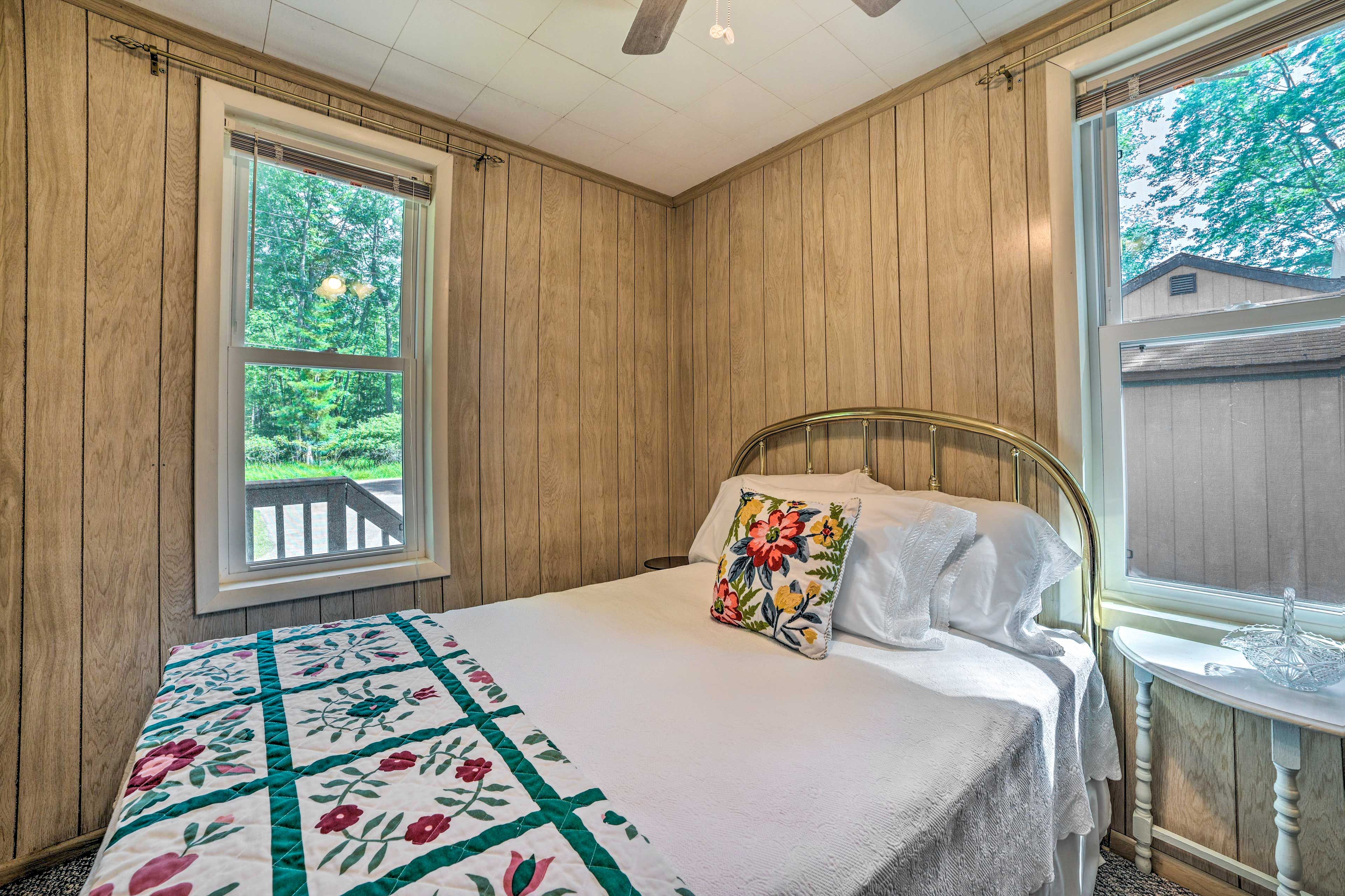 Bedroom 2 | Full Bed