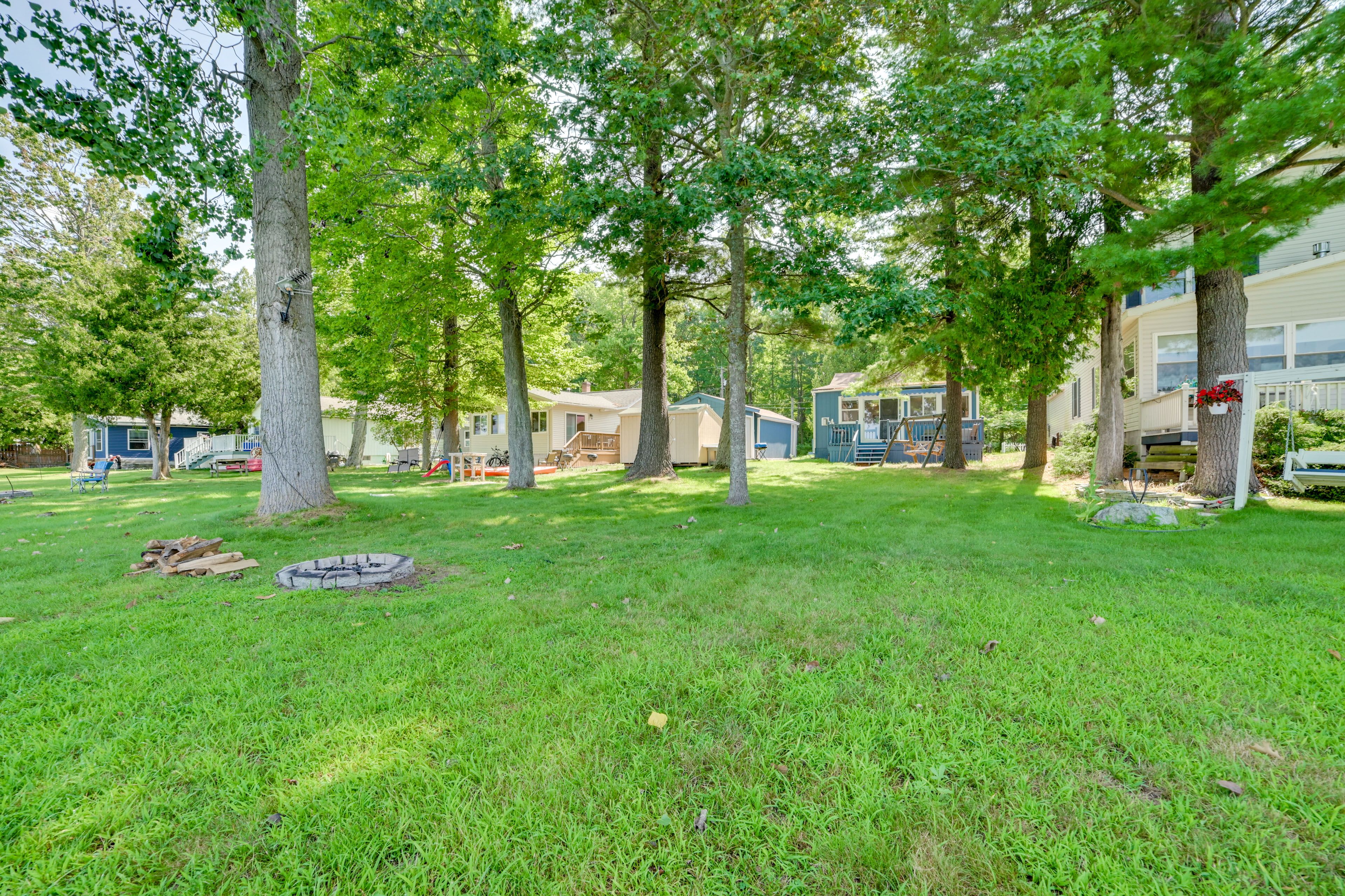 Yard | Wood-Burning Fire Pit