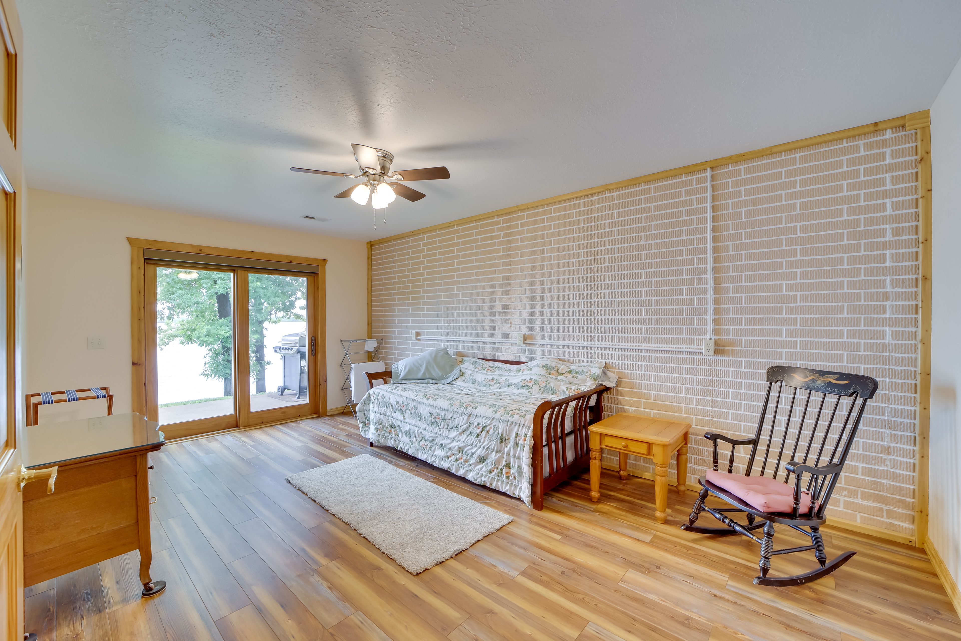 Bedroom 3 | Twin Daybed w/ Twin Trundle Bed