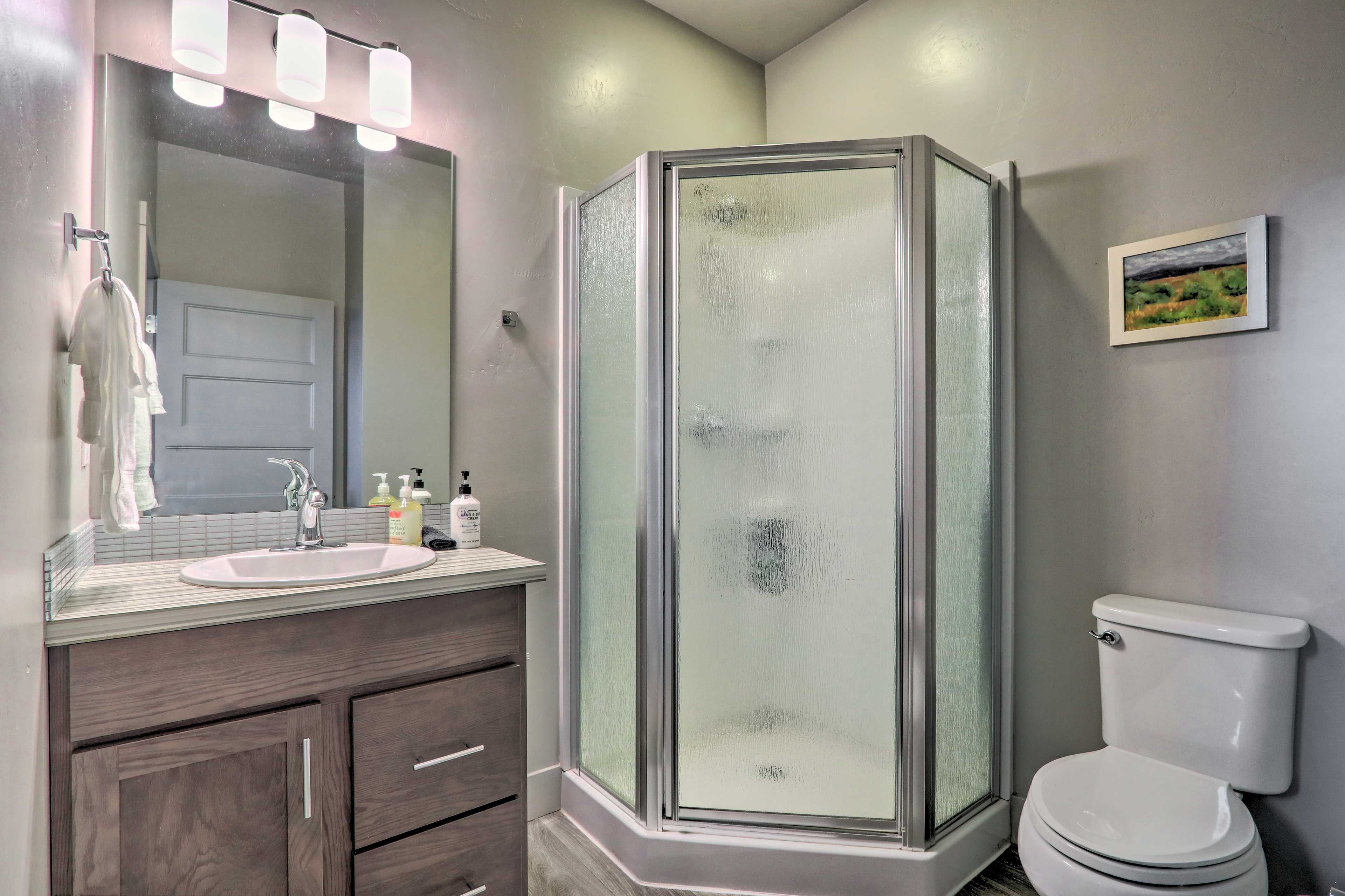Full Bathroom