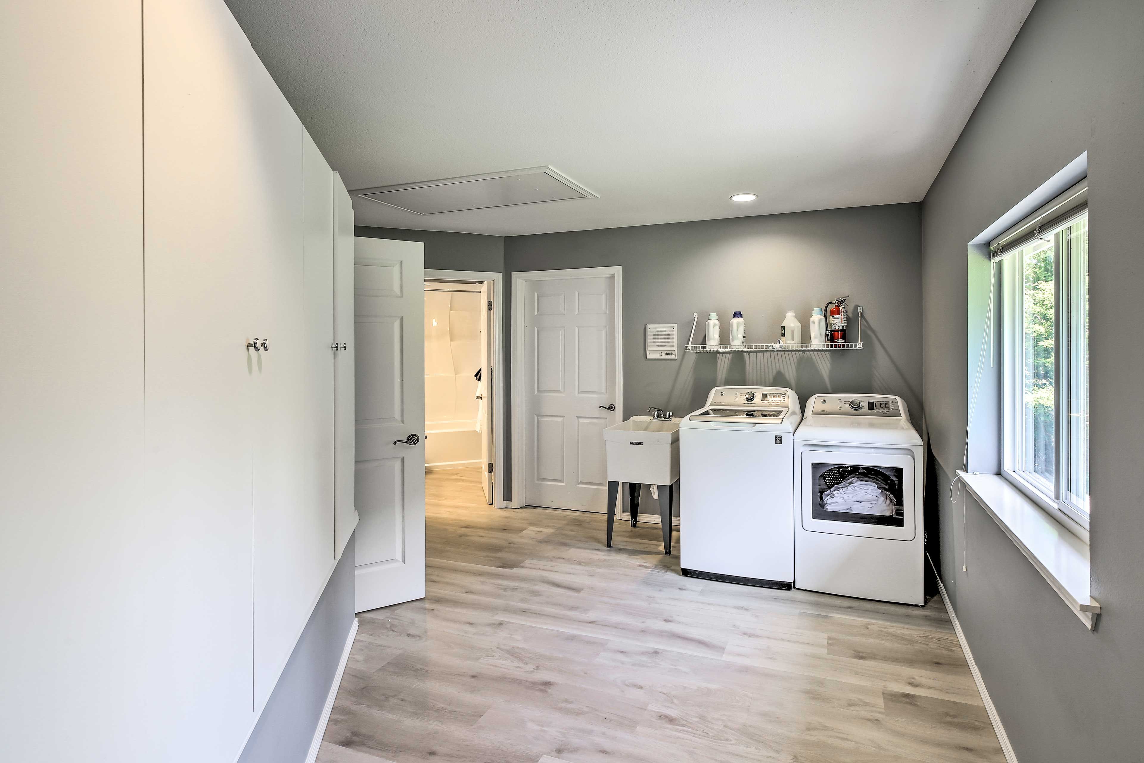 Washer & Dryer