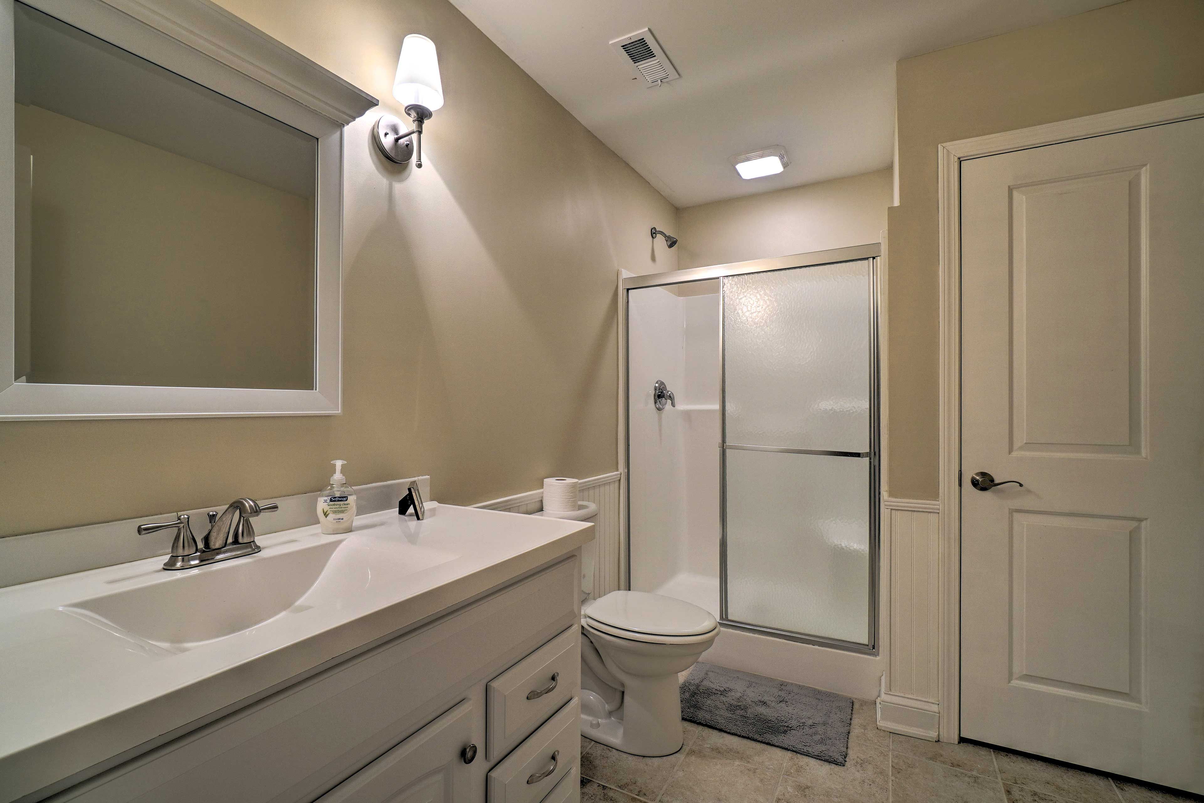 Full Bathroom