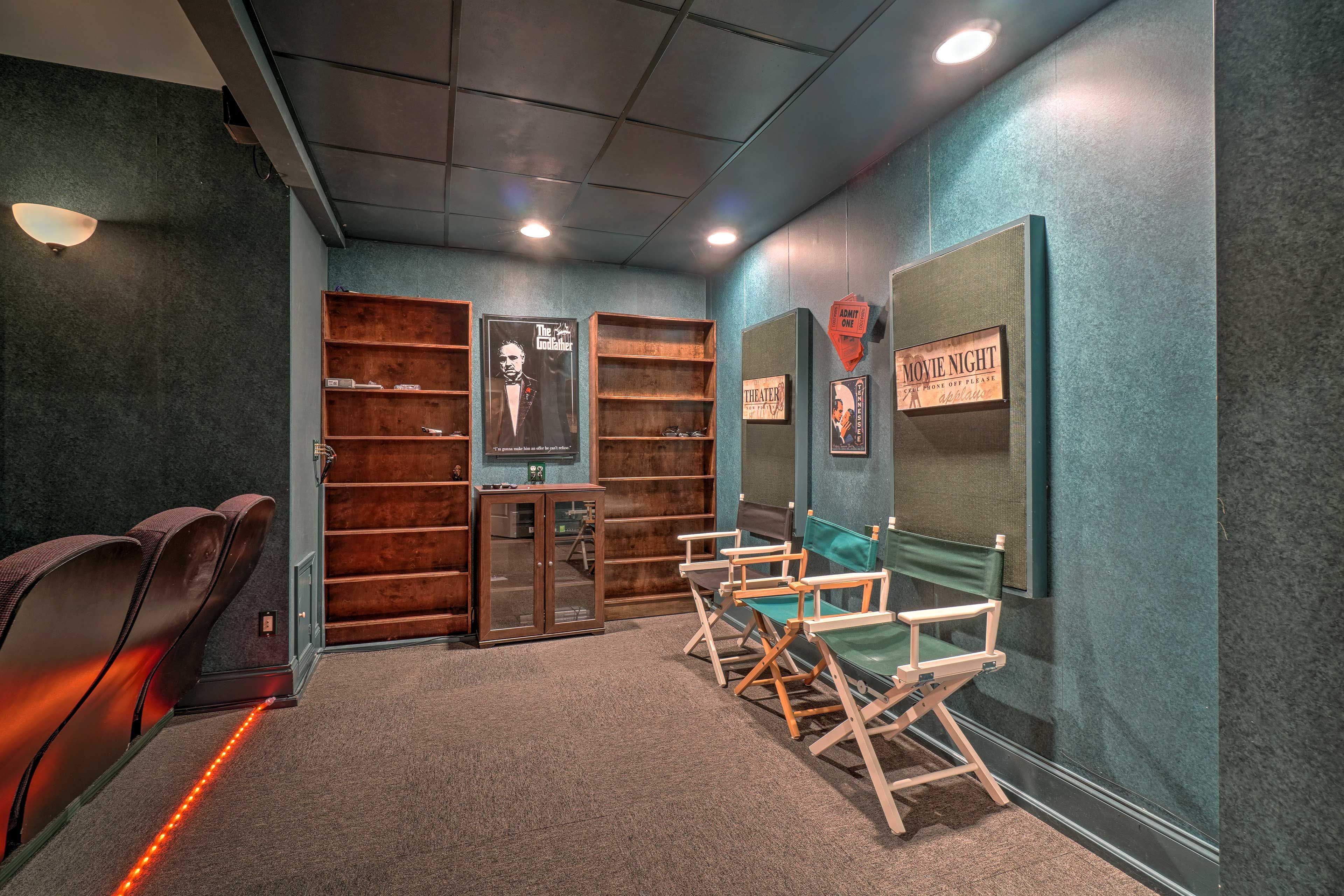 Home Theater | Popcorn Machine