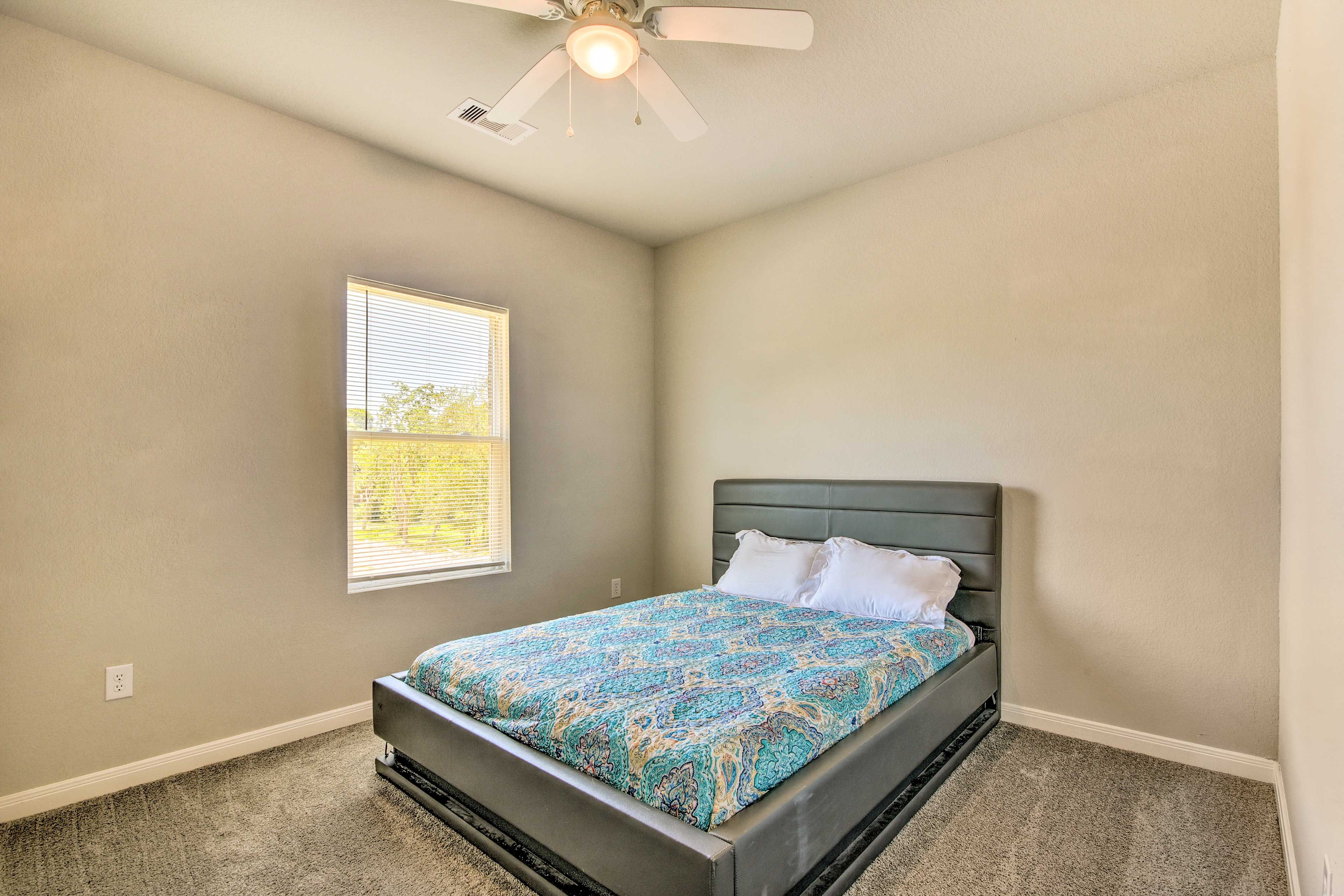 Bedroom 2 | Queen Bed | 2nd Floor