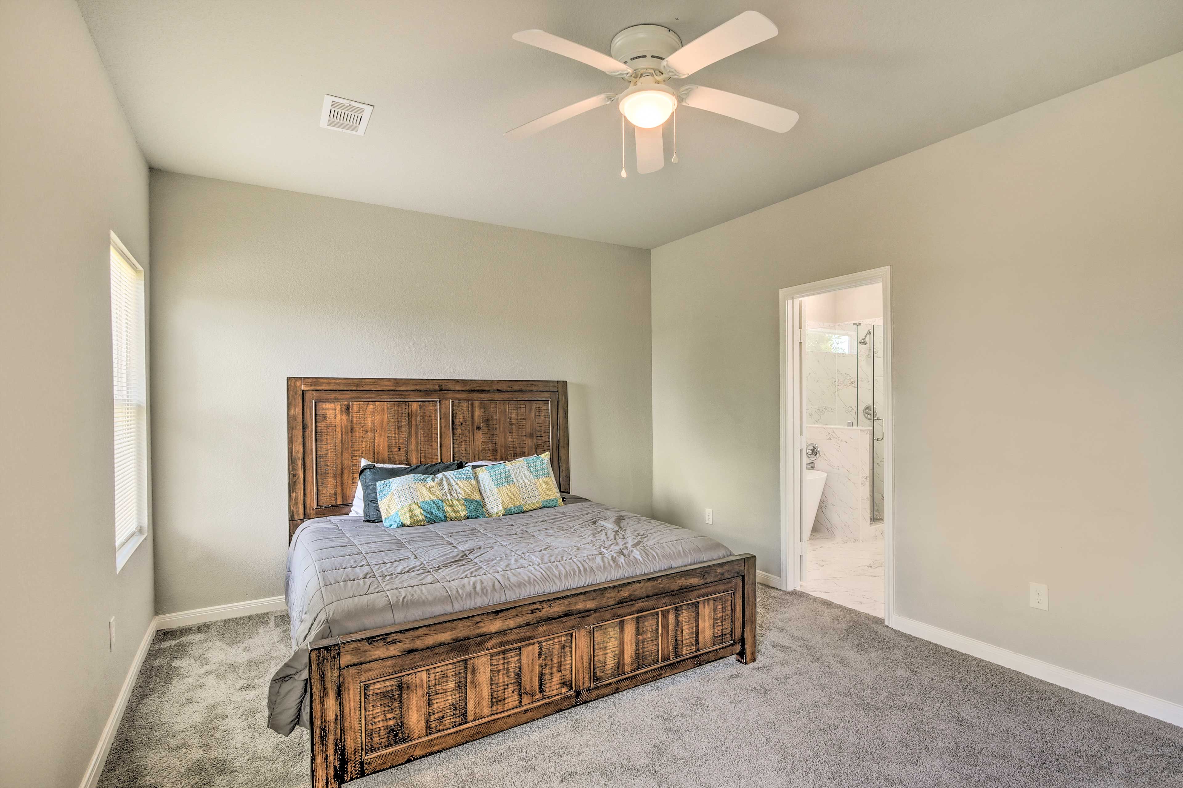 Bedroom 1 | King Bed | 2nd Floor