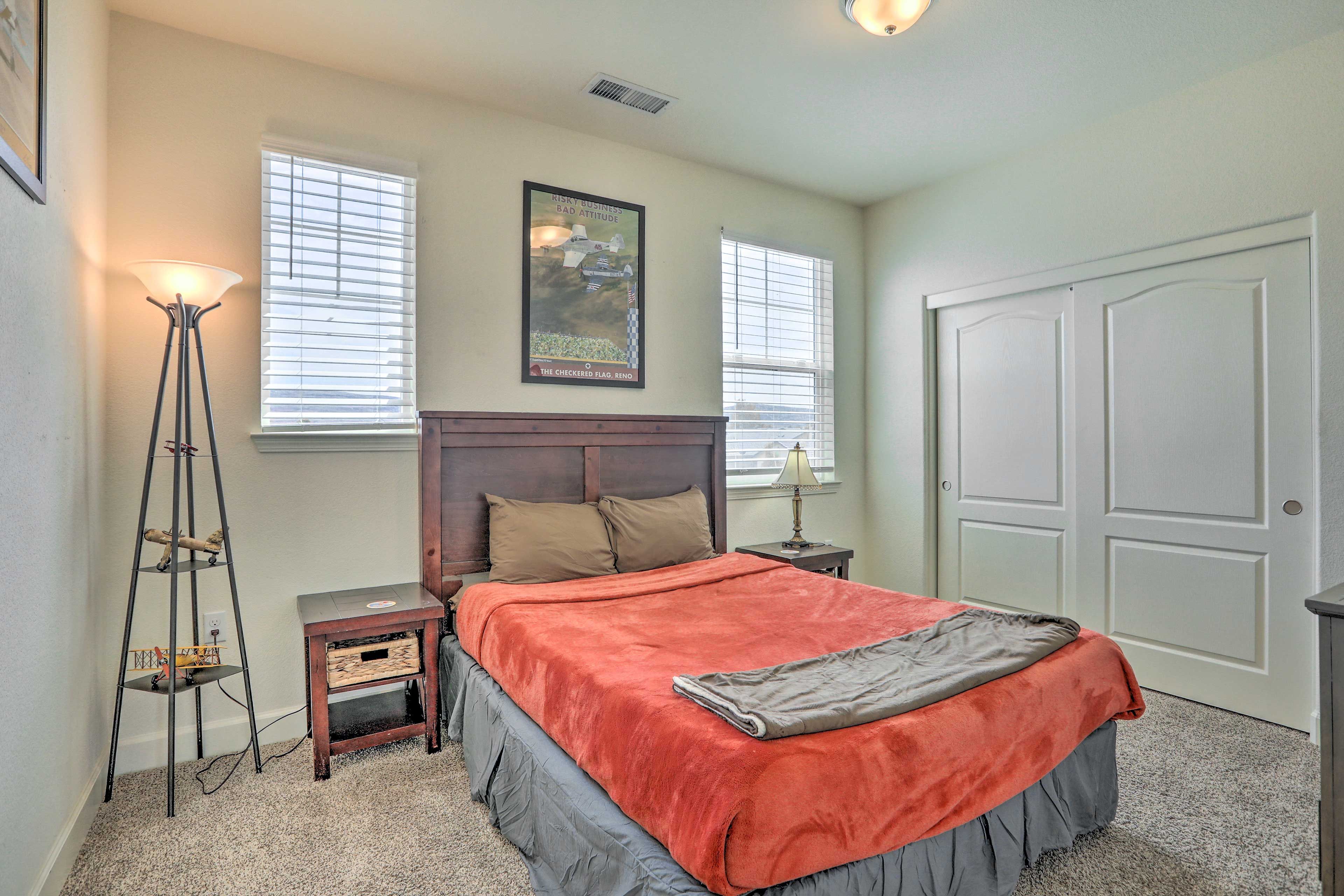 Bedroom 3 | Queen Bed | 2nd Floor