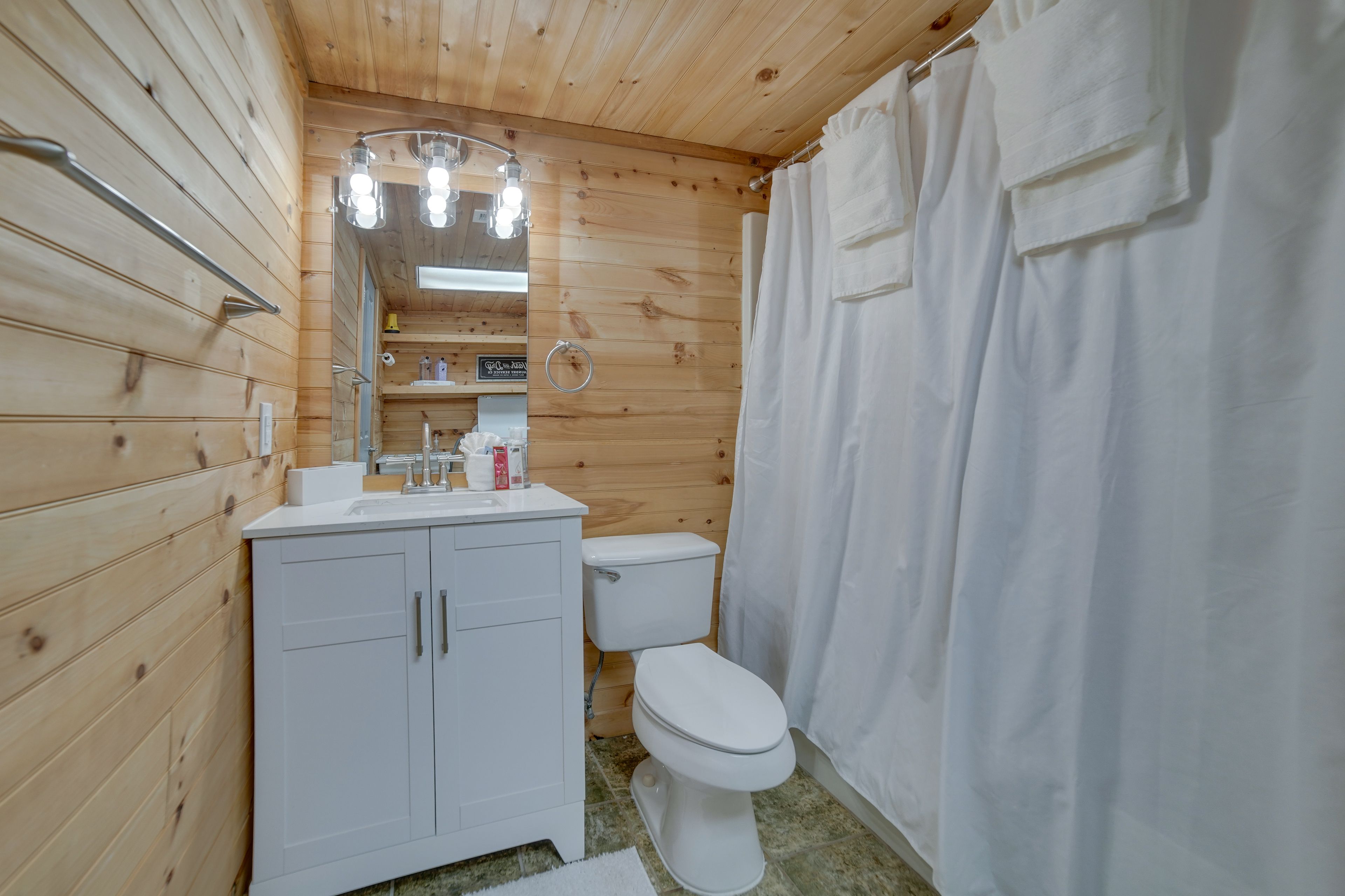 Full Bathroom | Basement