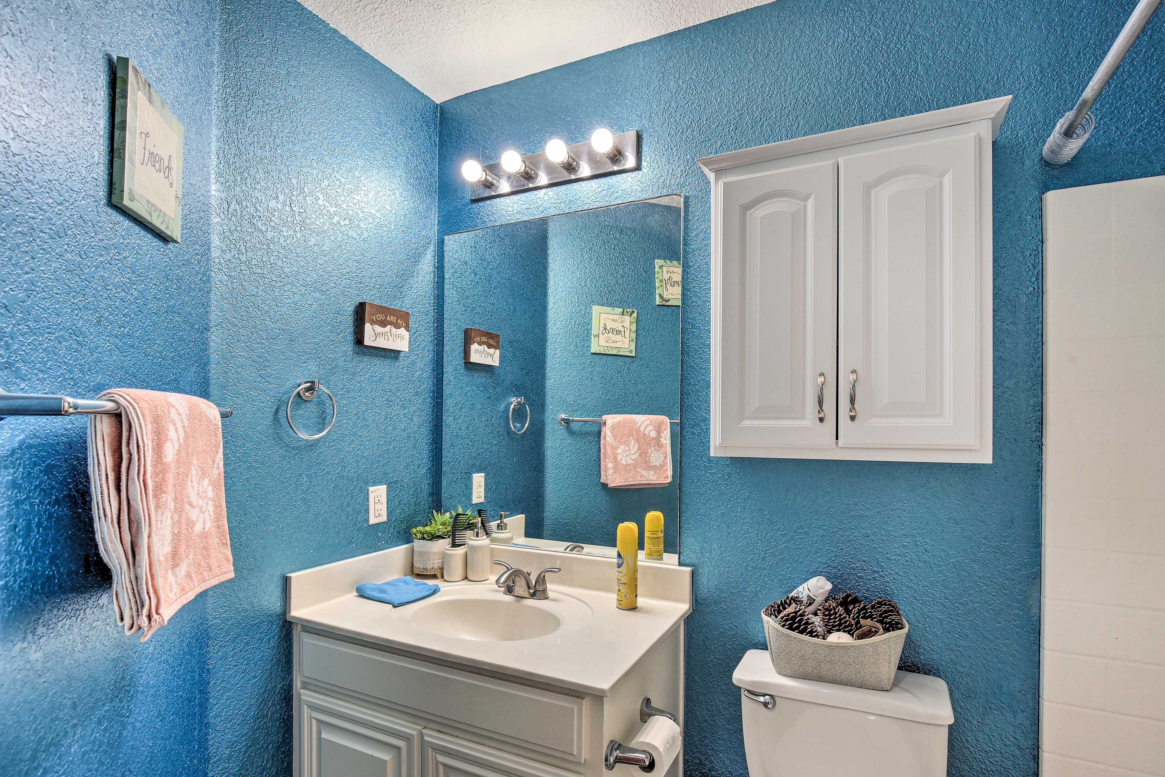 Full Bathroom