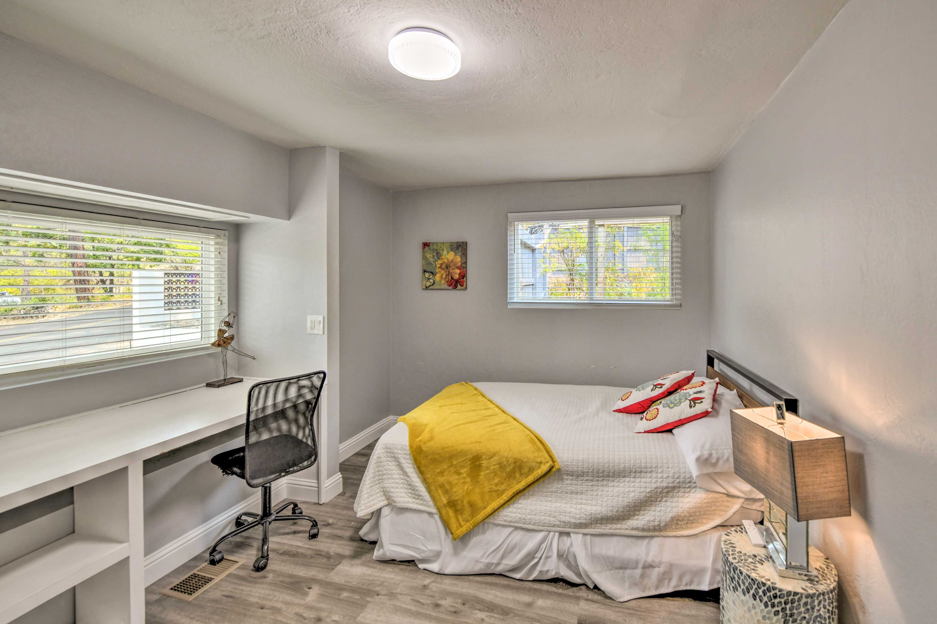 Bedroom 2 | Queen Bed | Laptop Friendly