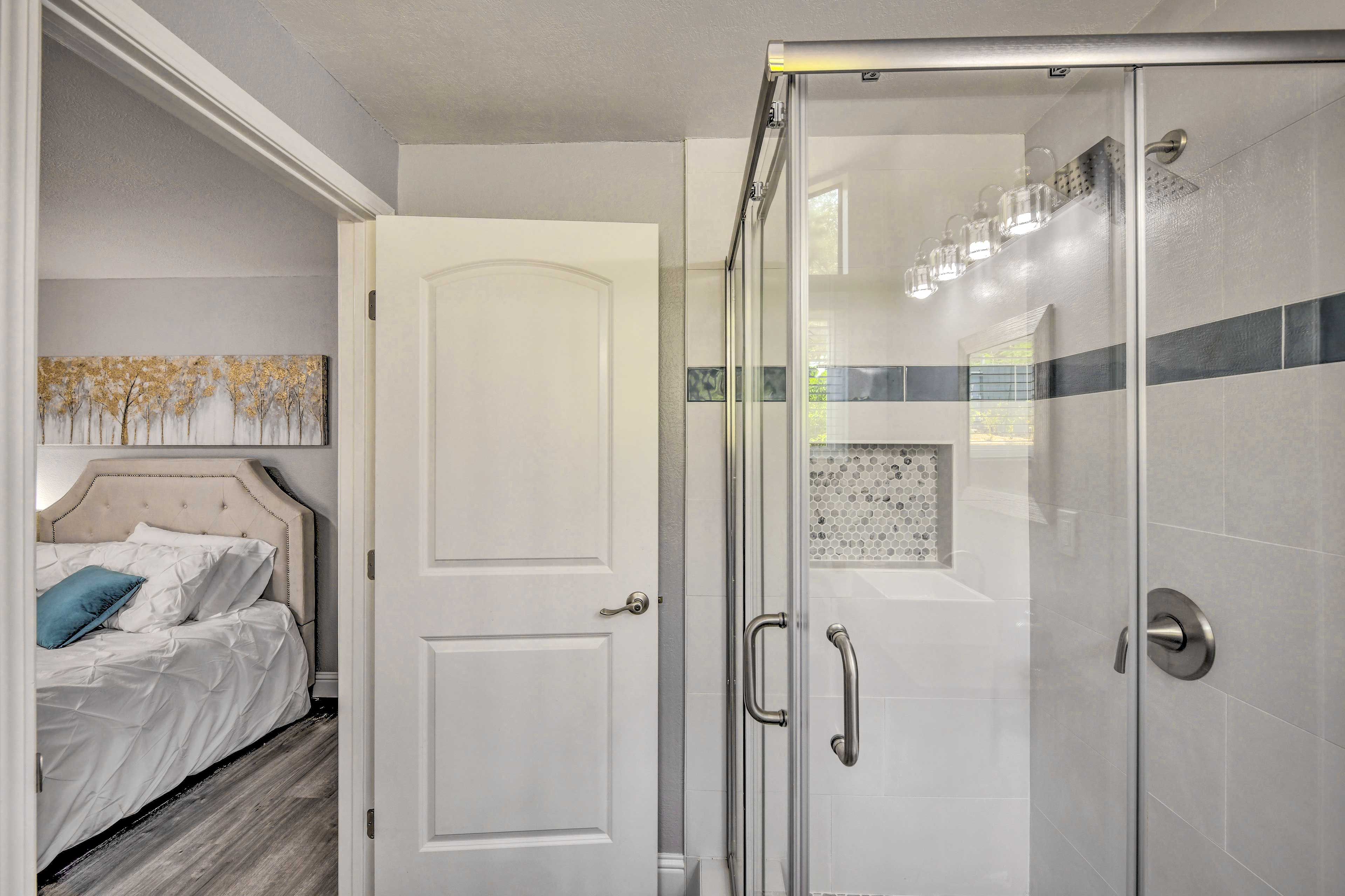 En-Suite Bathroom | Hair Dryer | Towels Provided