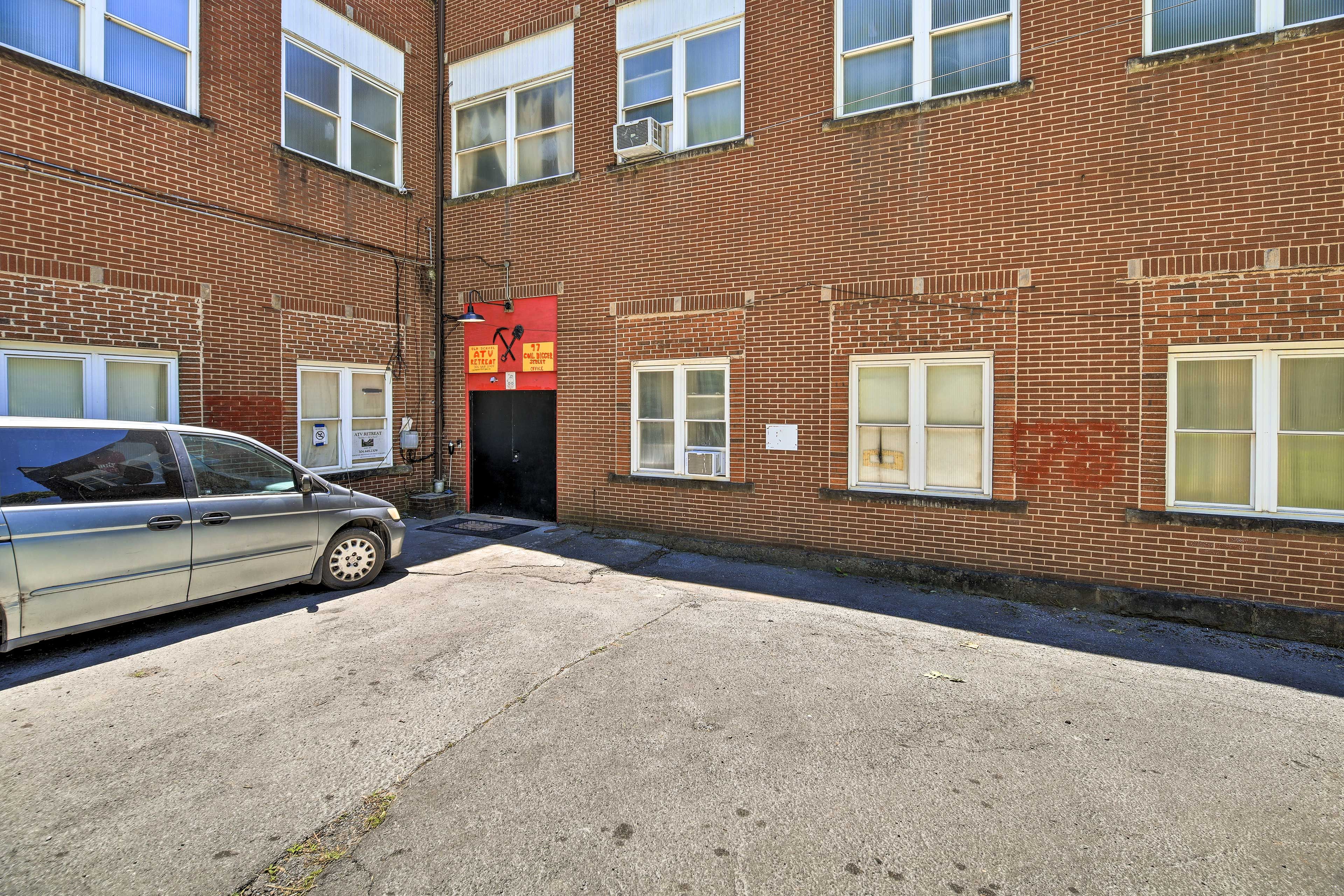 Parking | Large Community Parking Lot | RV & Trailer Parking Available On-Site