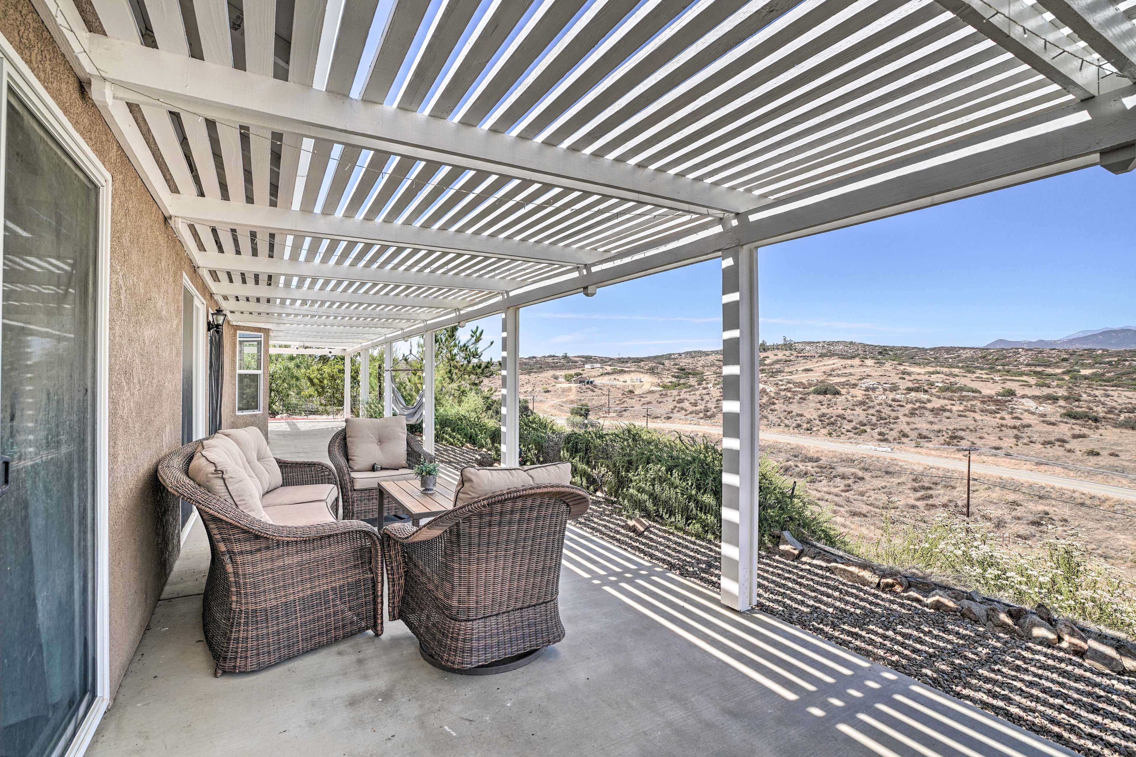 Private Outdoor Space | <11 Mi to Cougar Vineyard and Winery