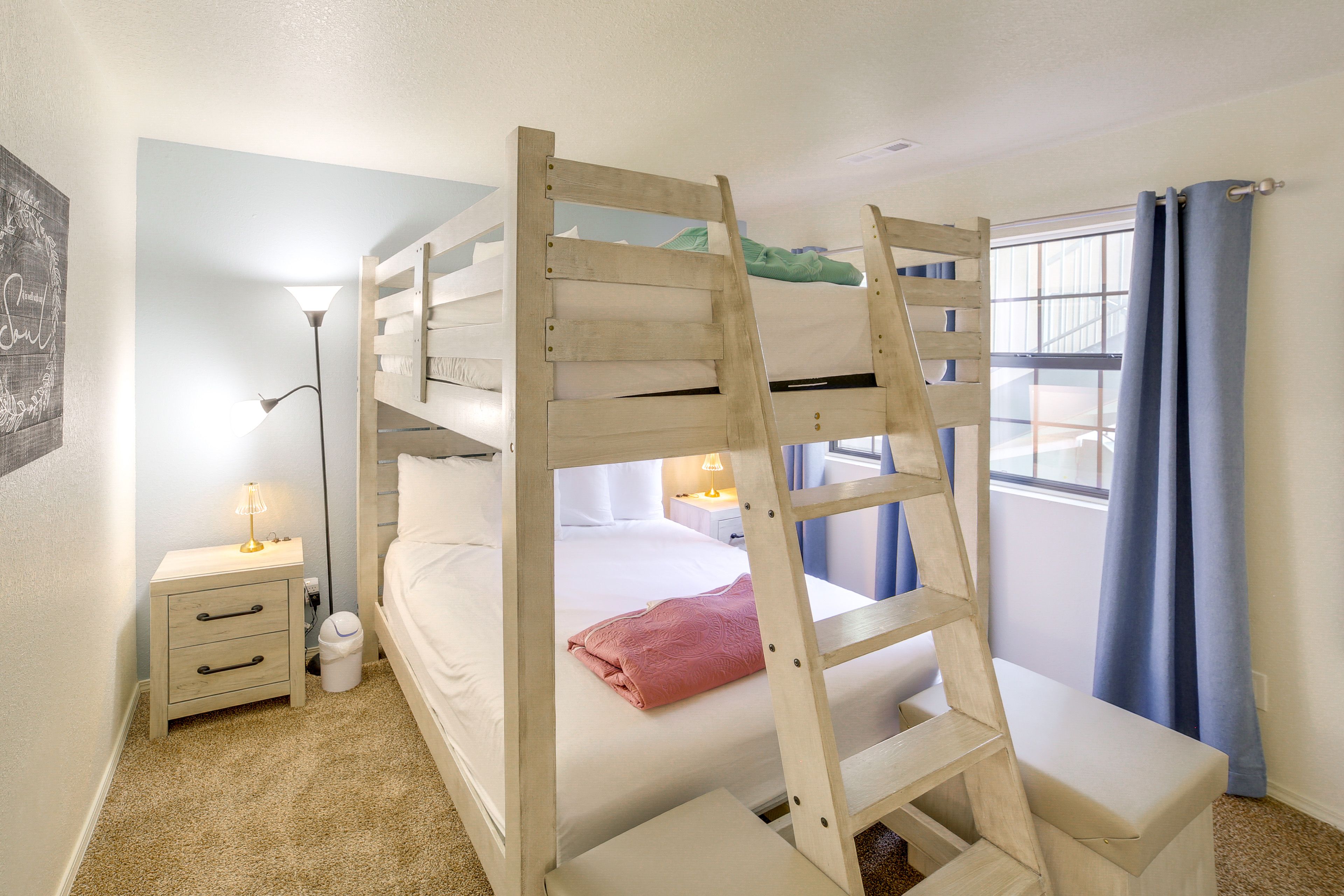 Bedroom 2 | 2 Queen Beds