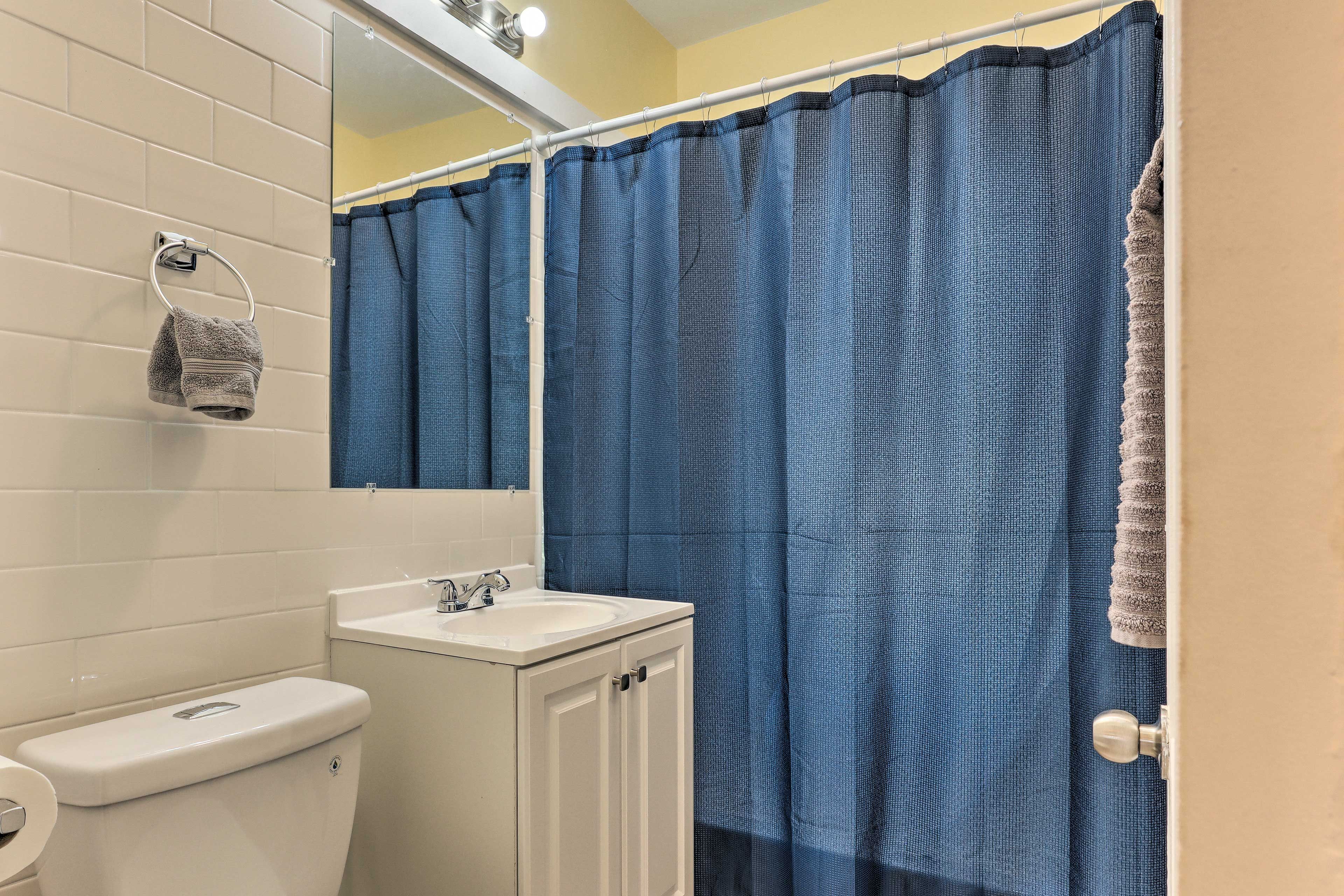 Full Bathroom | Hair Dryers