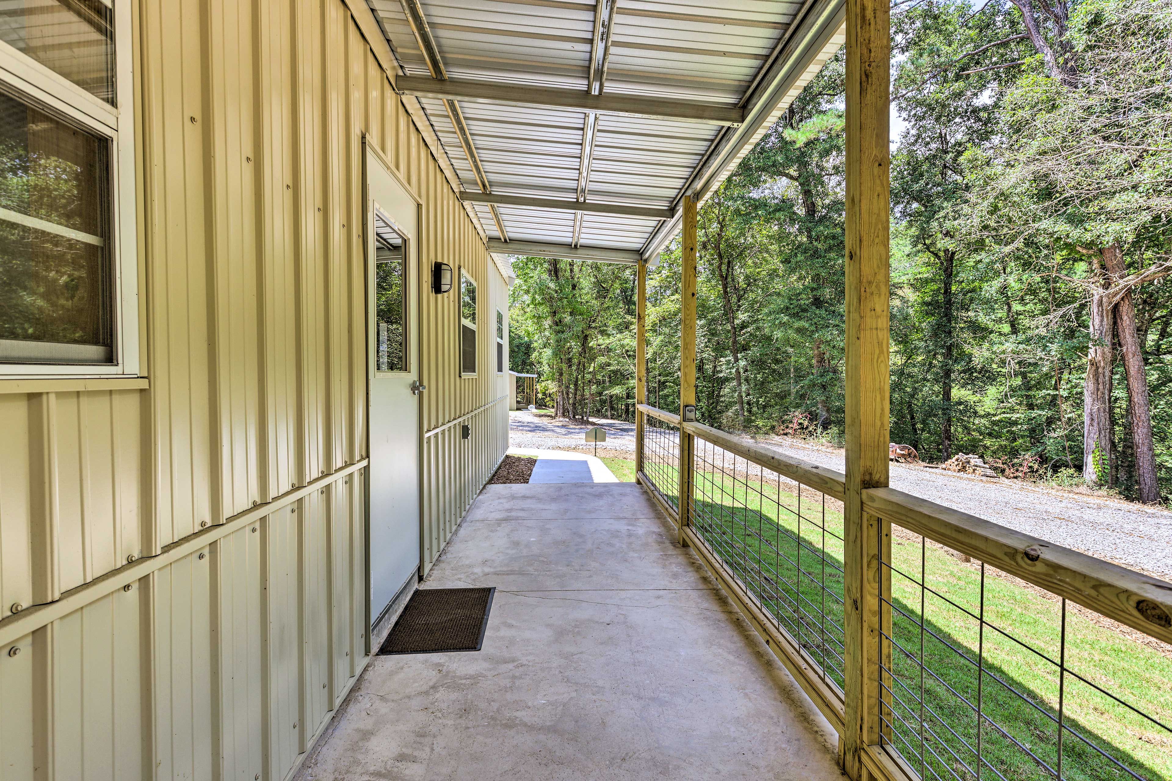 Covered Patio | Self Check-In