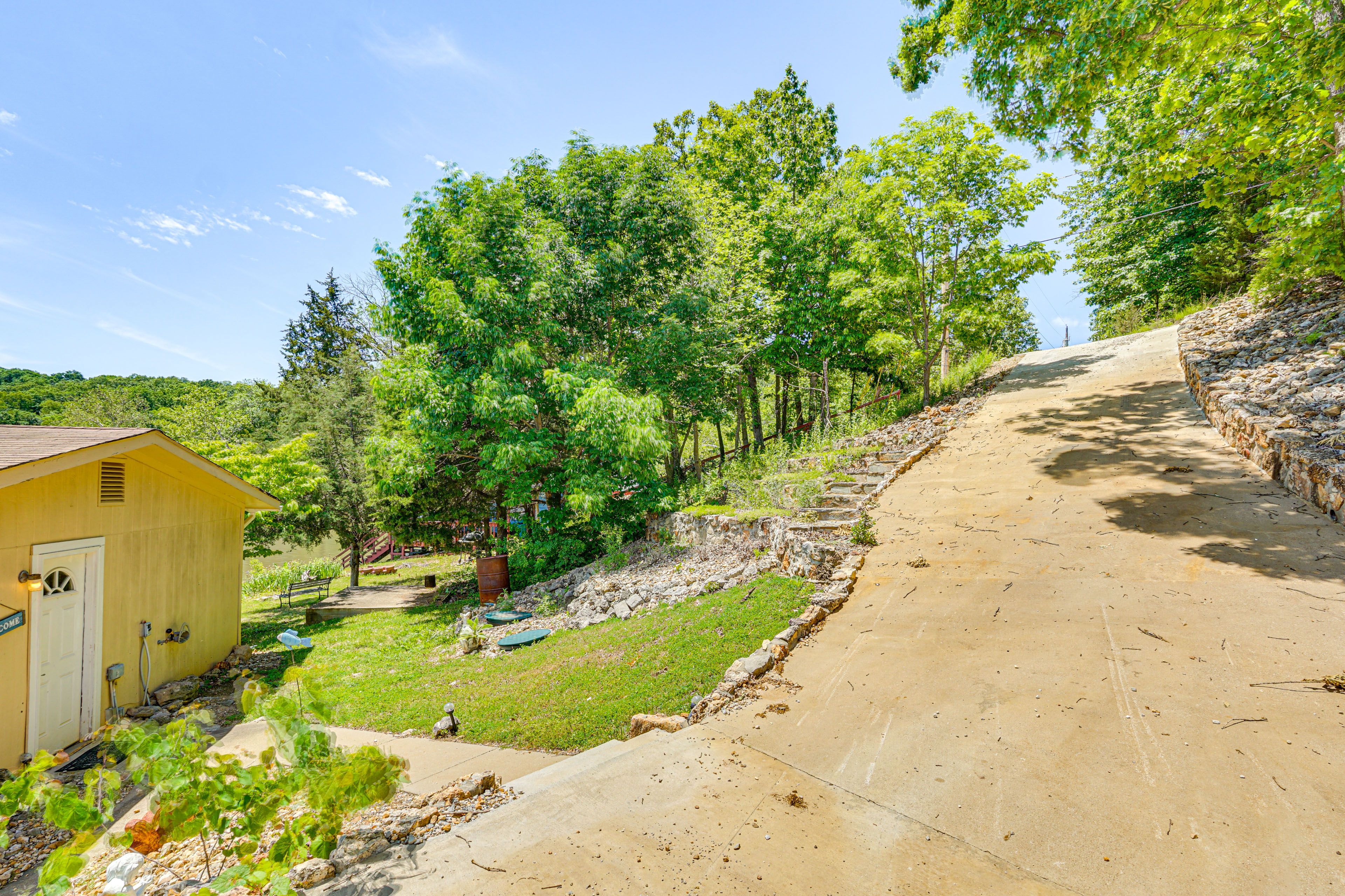 Exterior | Driveway (2 Vehicles) | Covered Parking (2 Vehicles)