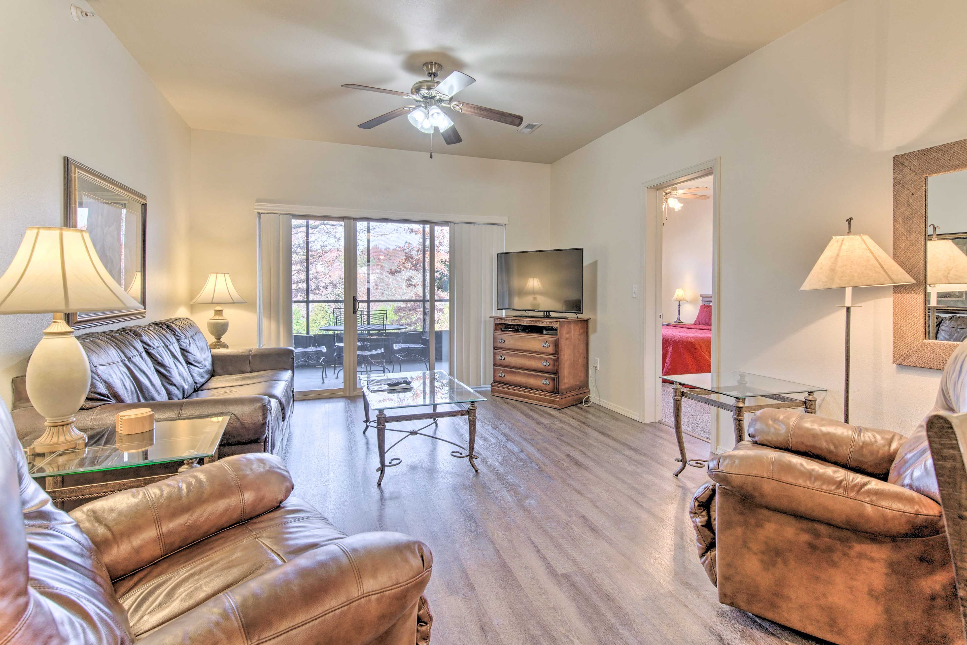 Living Area | Flat-Screen TV | Single-Story Unit