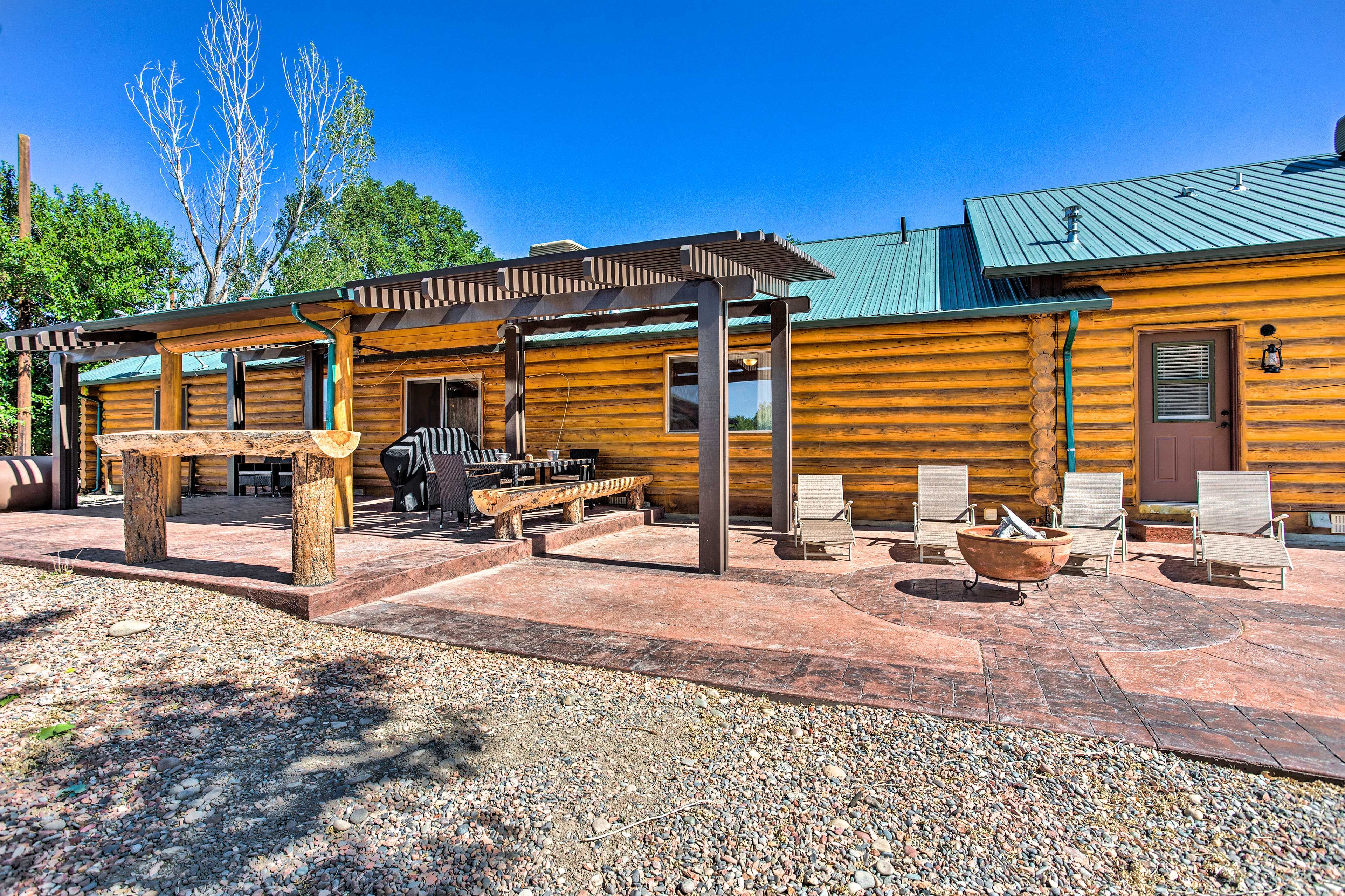 Outdoor Dining Area | Exterior Security Cameras