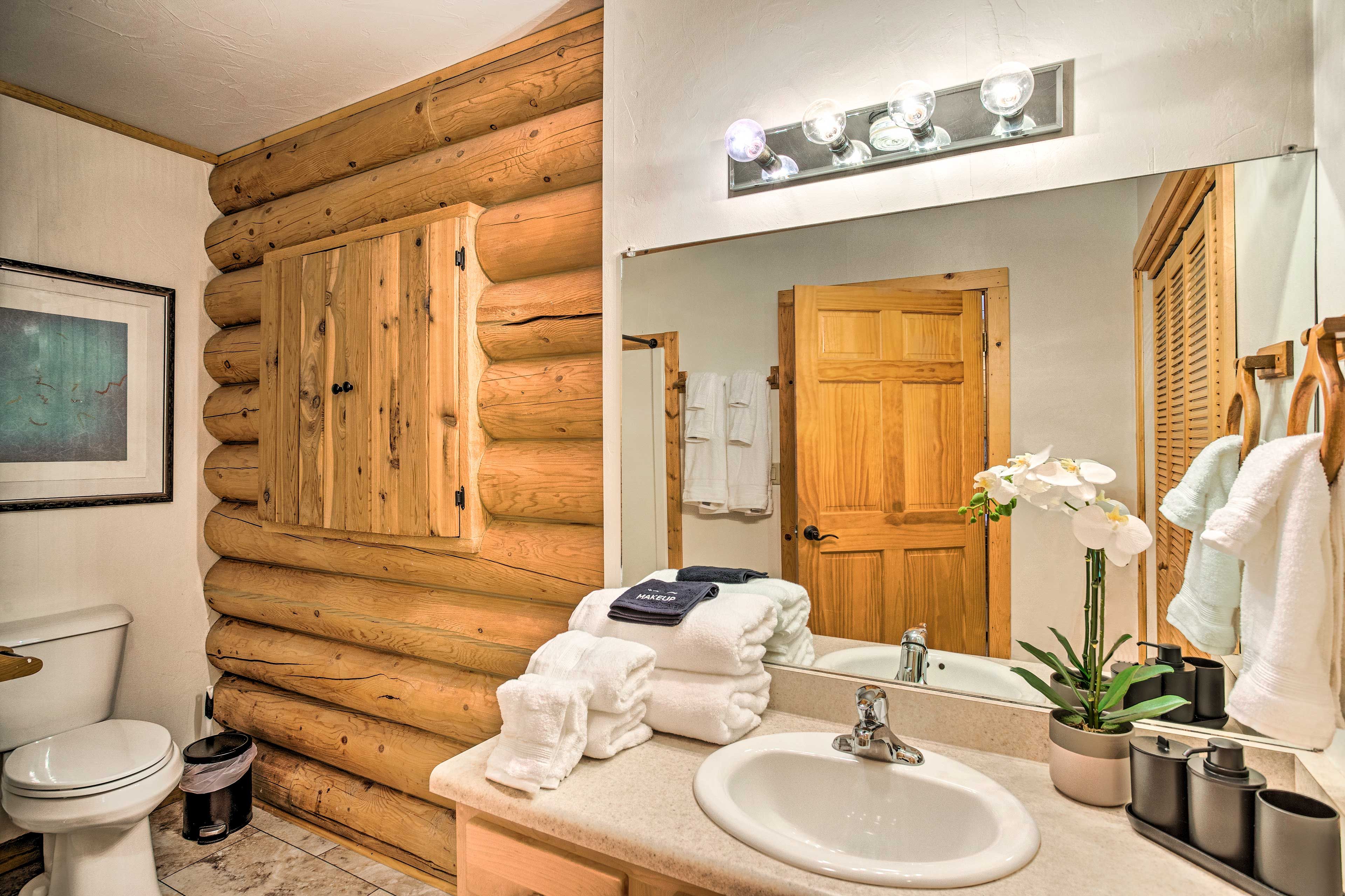 Bathroom | En-Suite