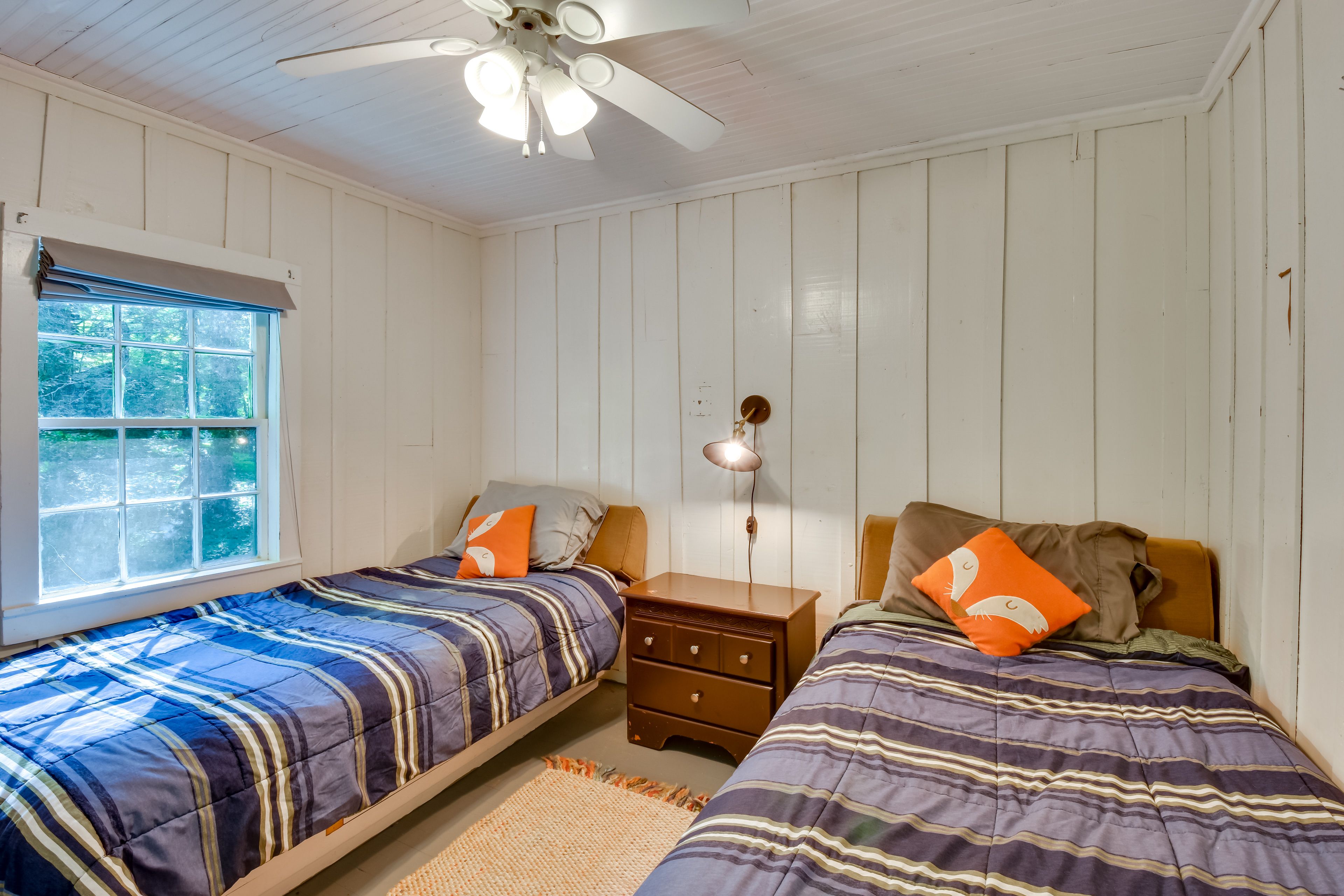 Bedroom 5 (Bunkhouse) | 2 Twin Beds | 2nd Floor