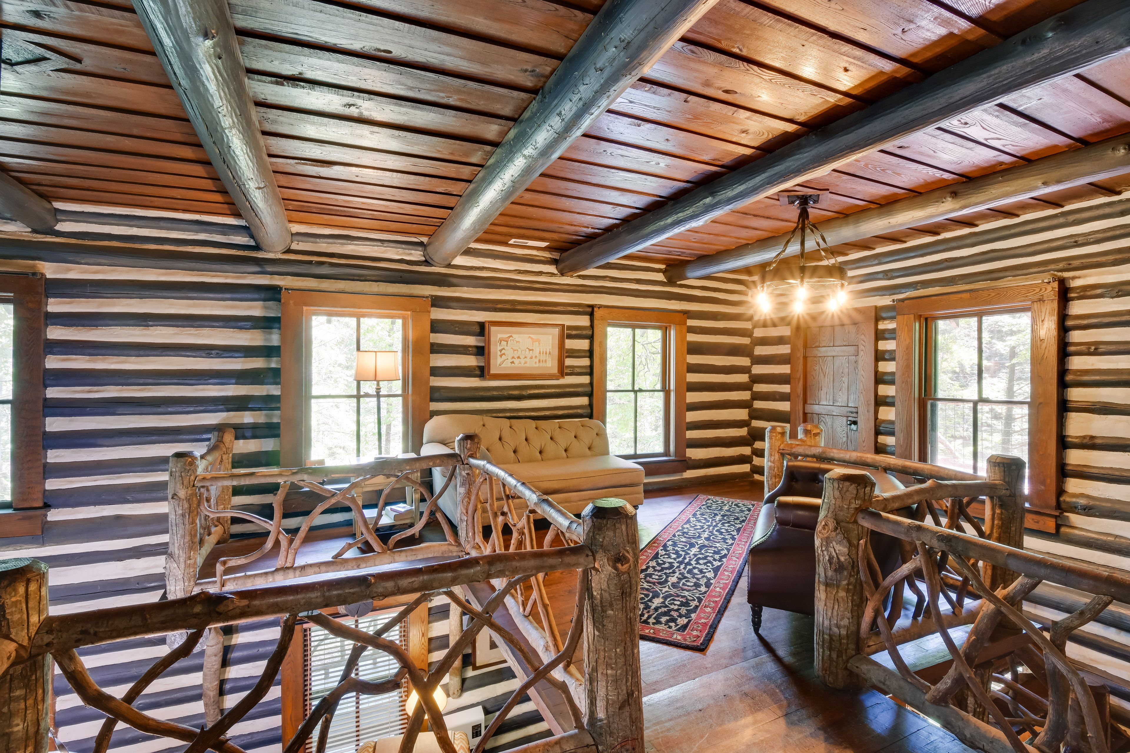 Loft | 2nd Floor