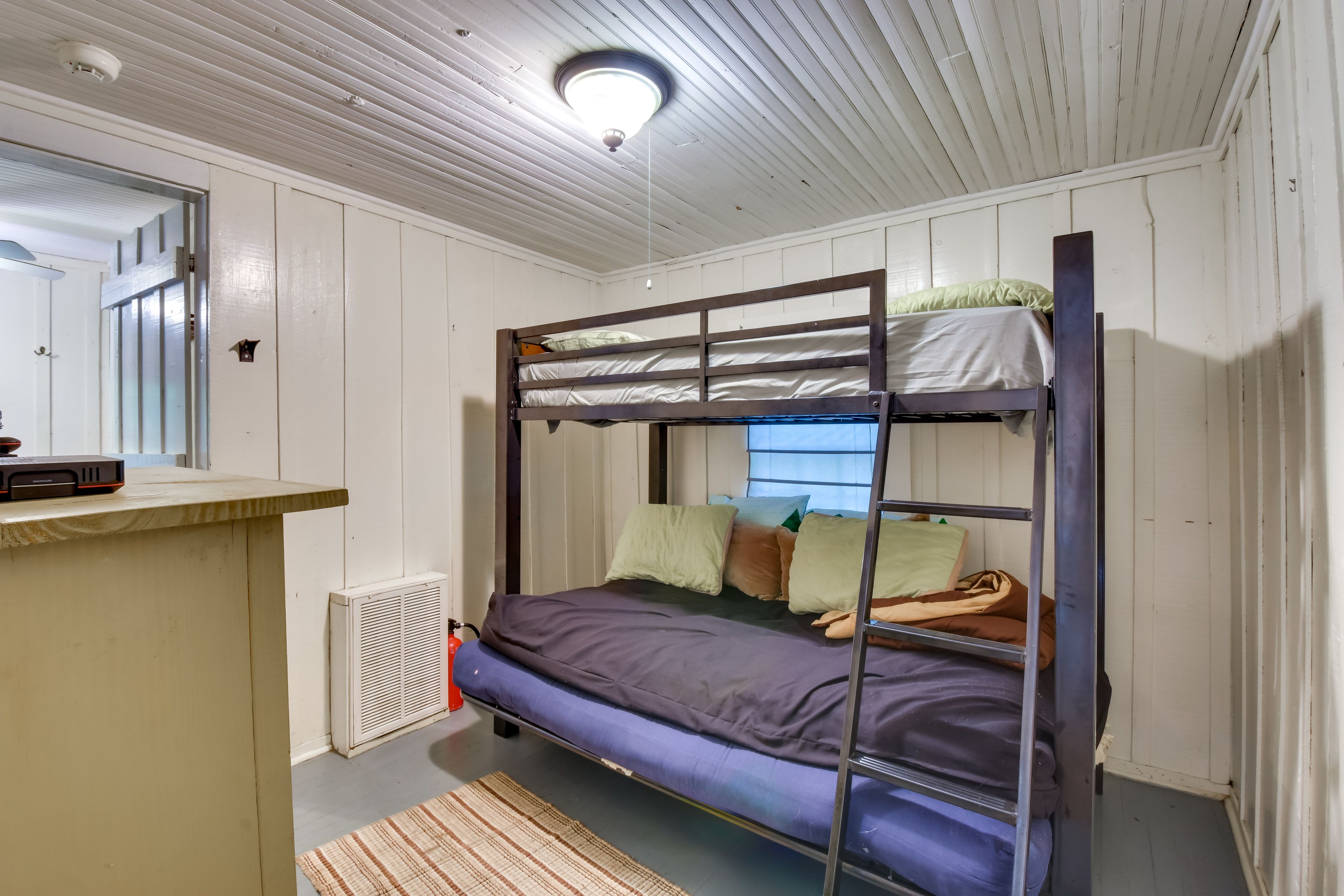 Bedroom 4 (Bunkhouse) | Twin/Full Bunk Bed | 2nd Floor | Smart TV