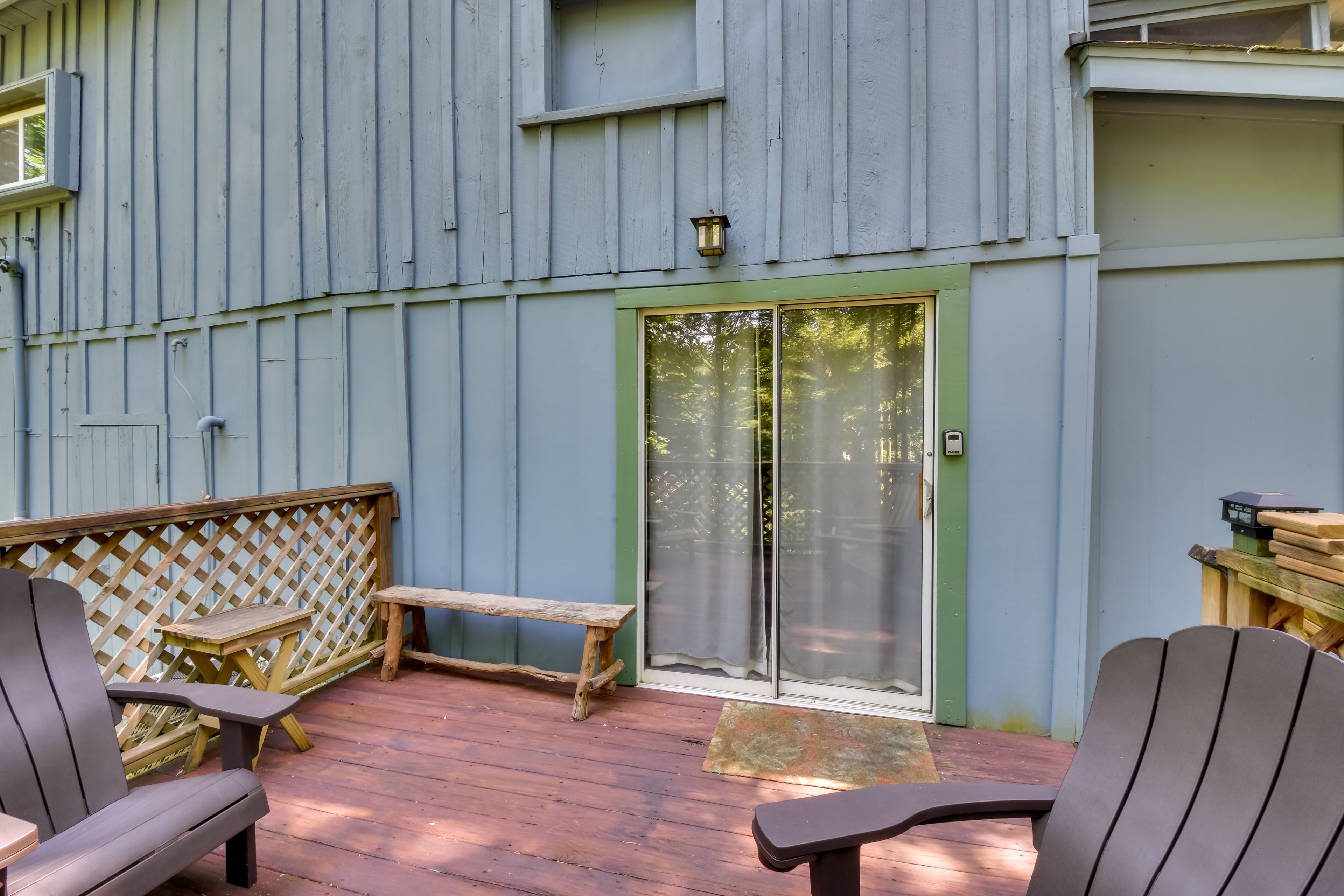 Exterior Entry to Bedroom 3