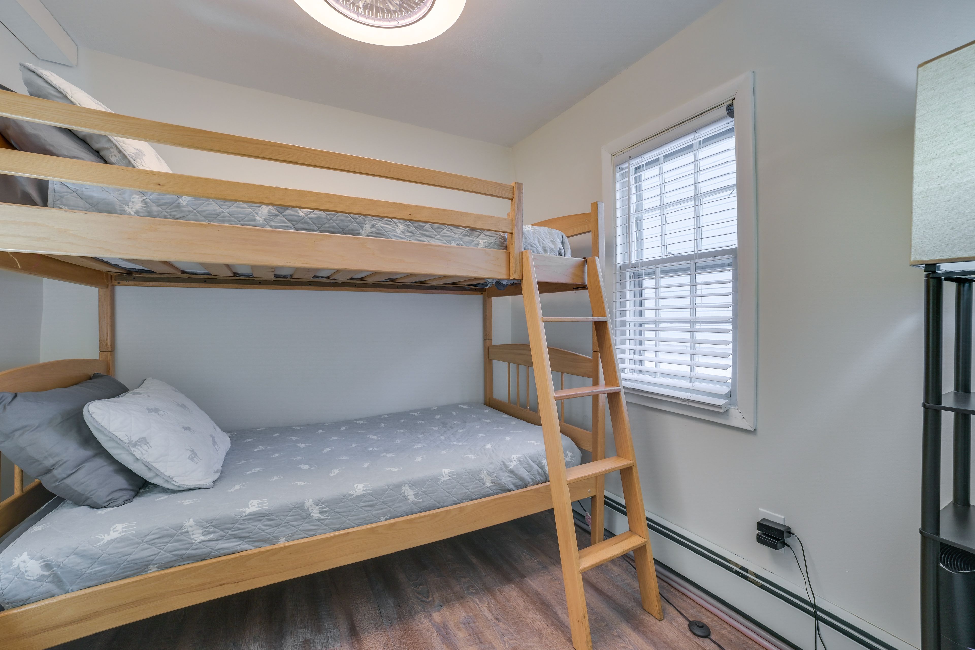 Bedroom 3 | Twin Bunk Bed