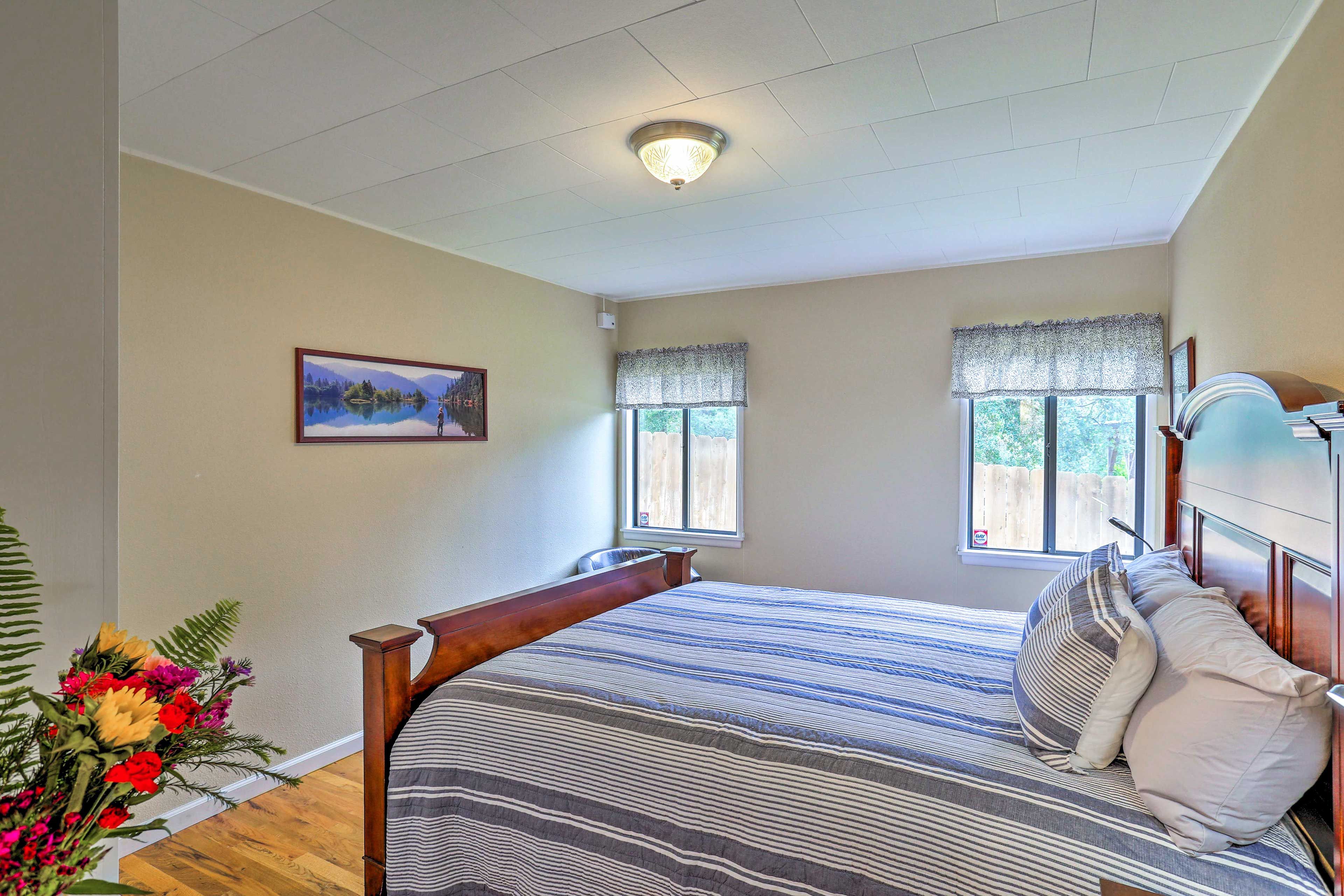 Bedroom 3 | California King Bed | No Steps to Access