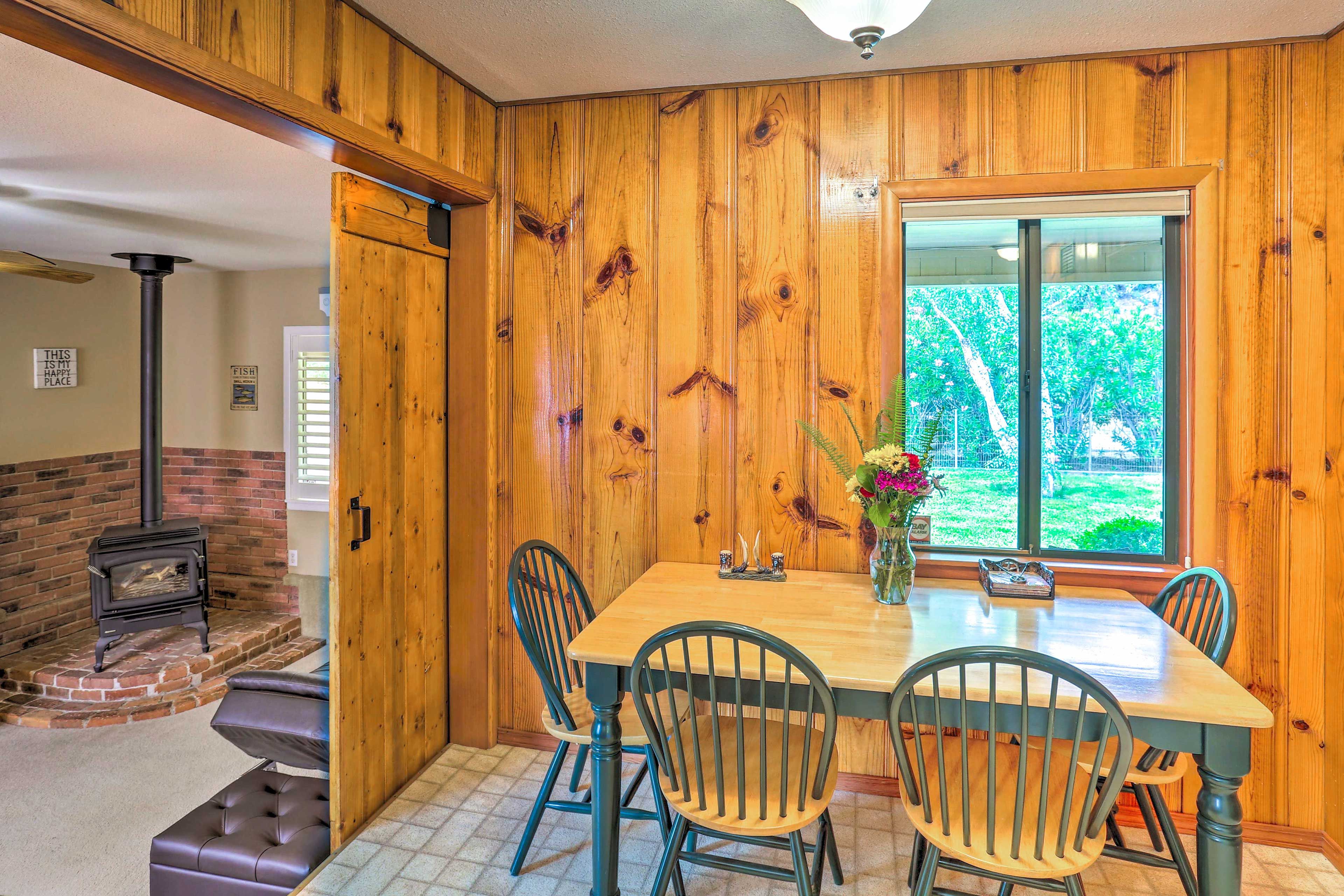 Kitchen | Dining Area