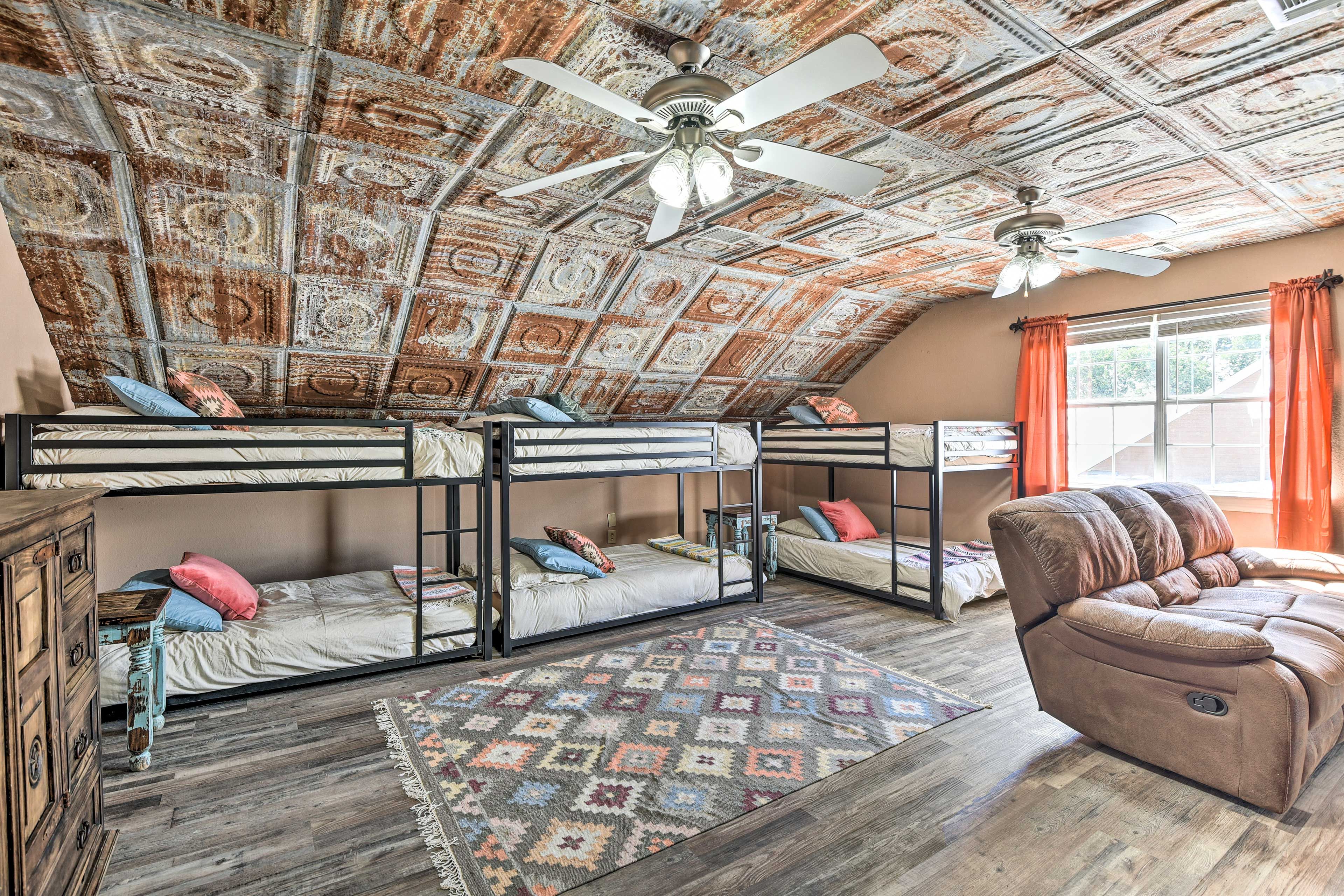 Bedroom 3 | Main House | 2nd Floor | 3 Twin Bunk Beds
