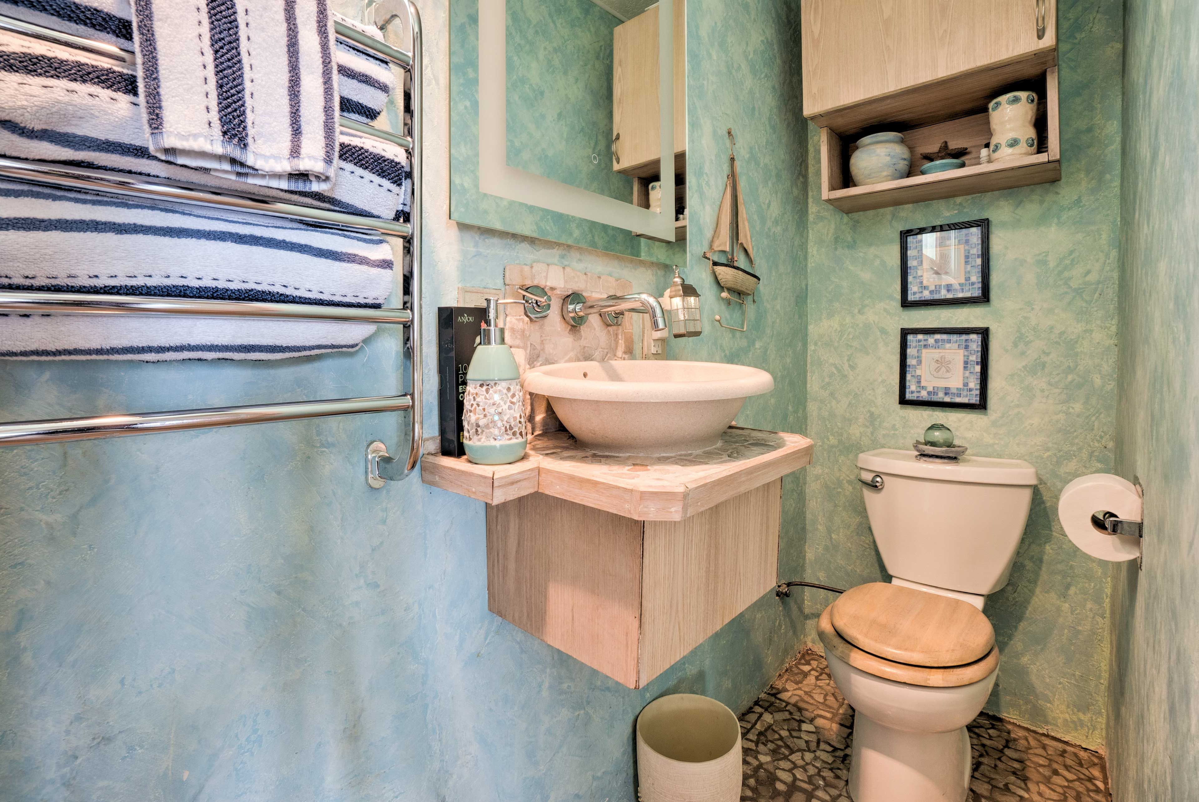Full Bathroom