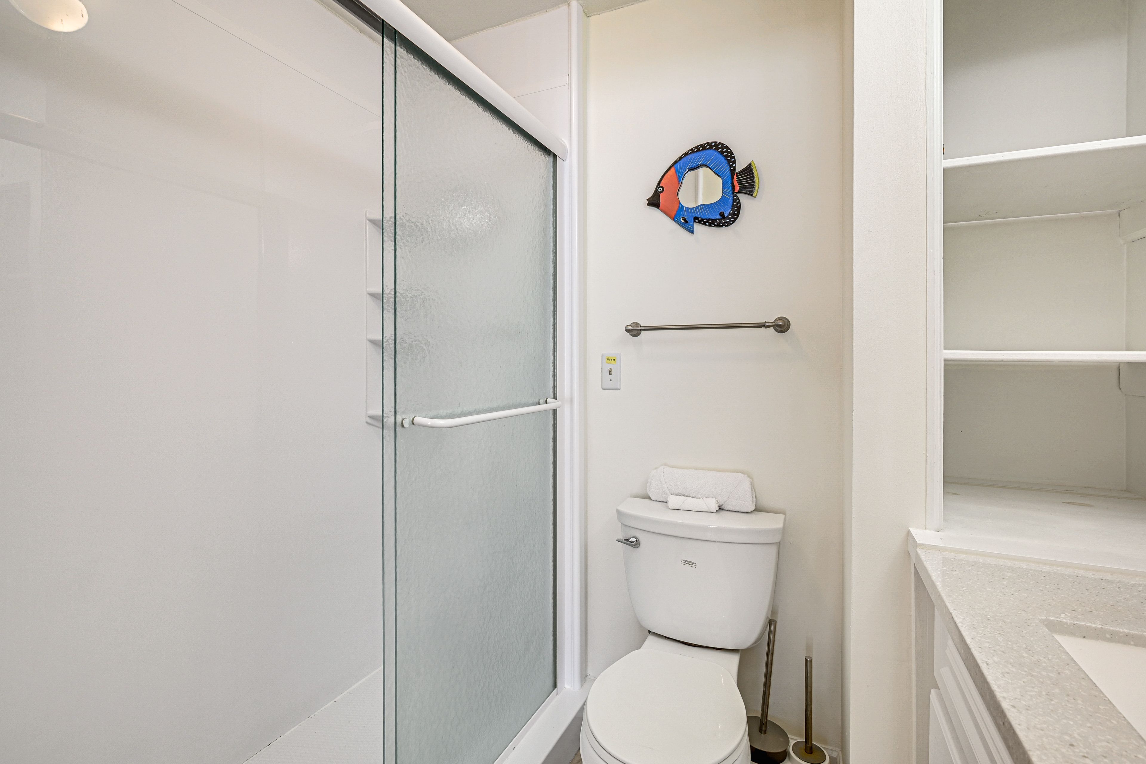 Full Bathroom | 1st Level