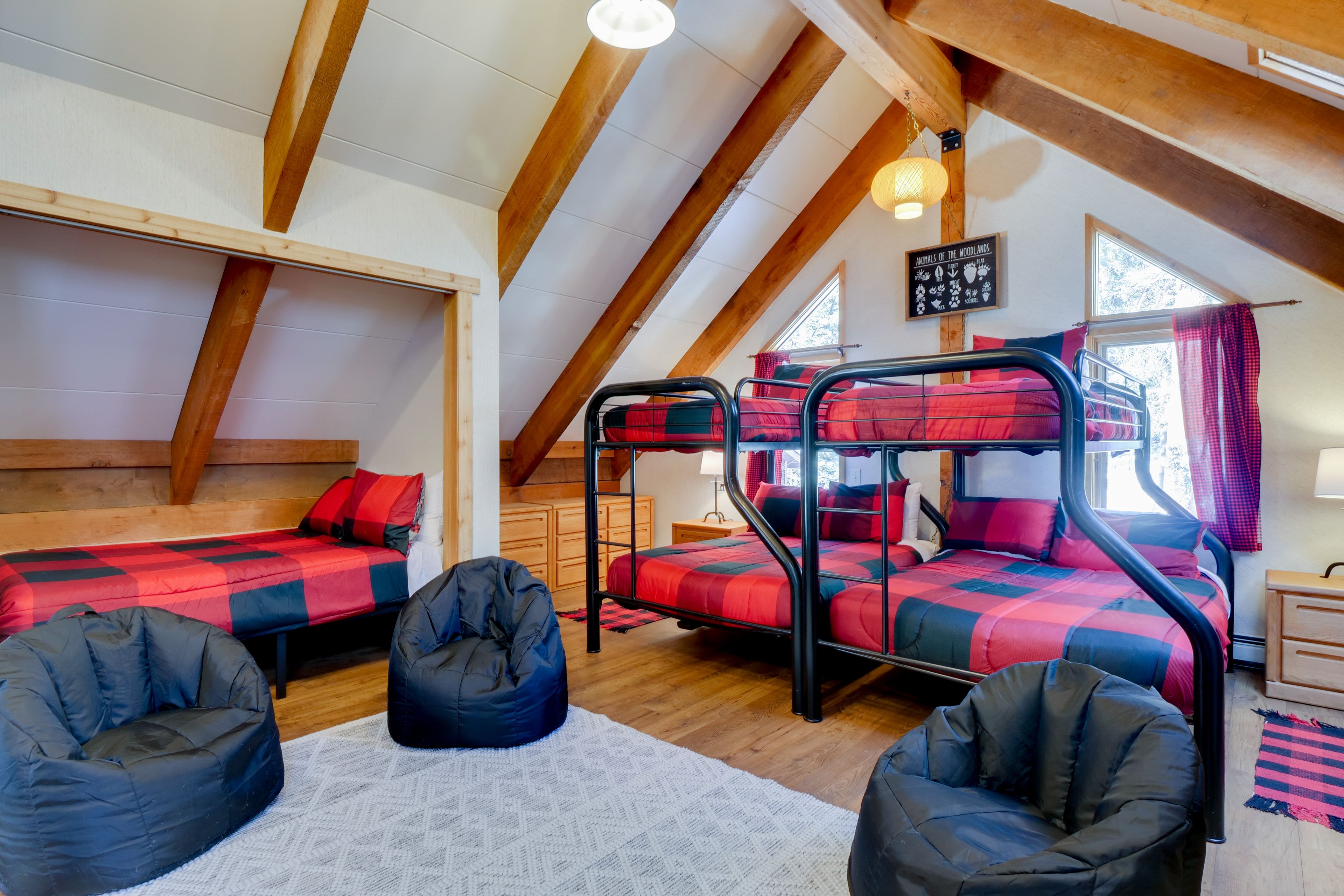 Bedroom 4 (Bunkhouse) | Full Bed | 2 Twin/Full Bunk Beds