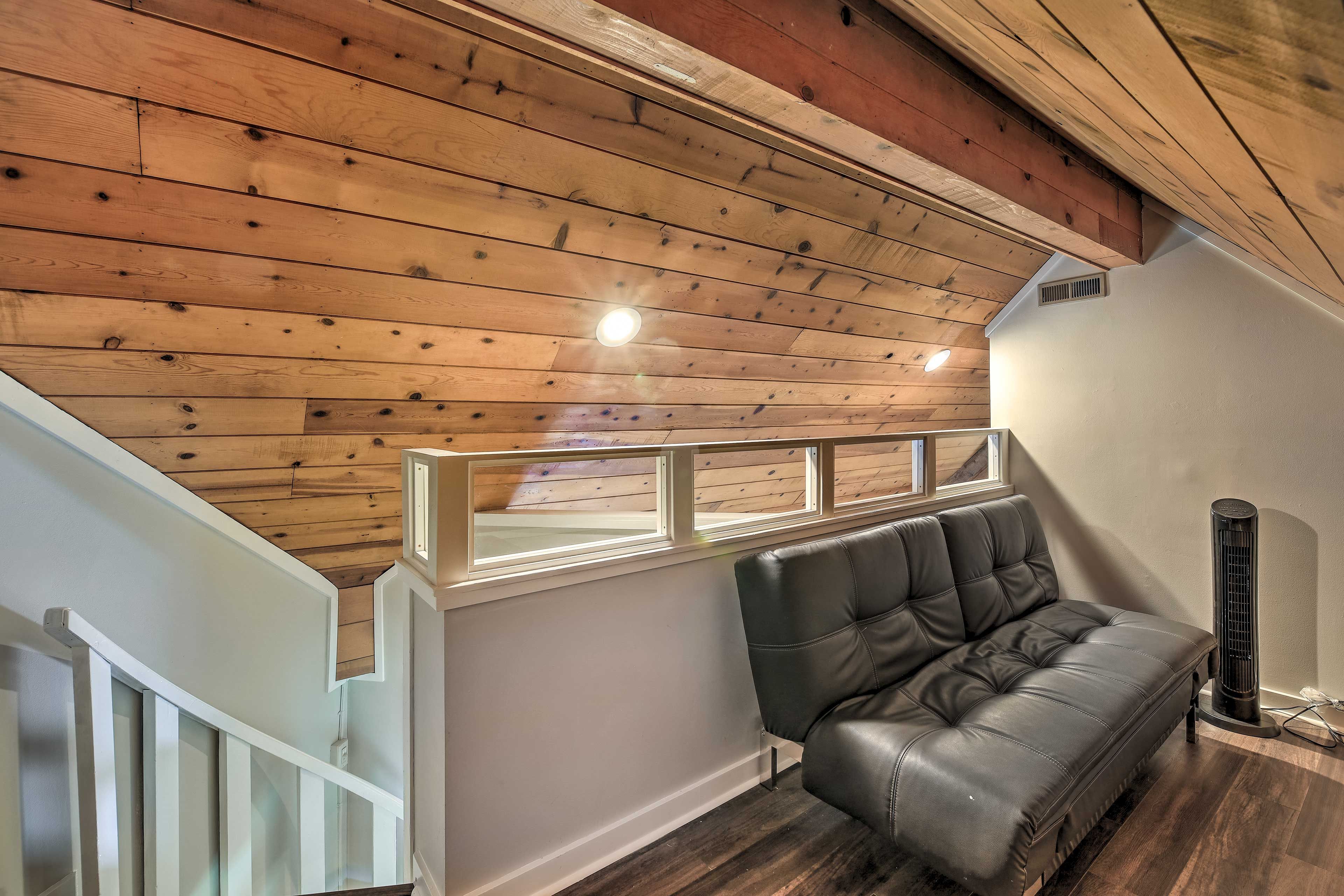 Loft | Full Futon | Twin Foam Floor Mattress | 3rd Floor | Smart TV