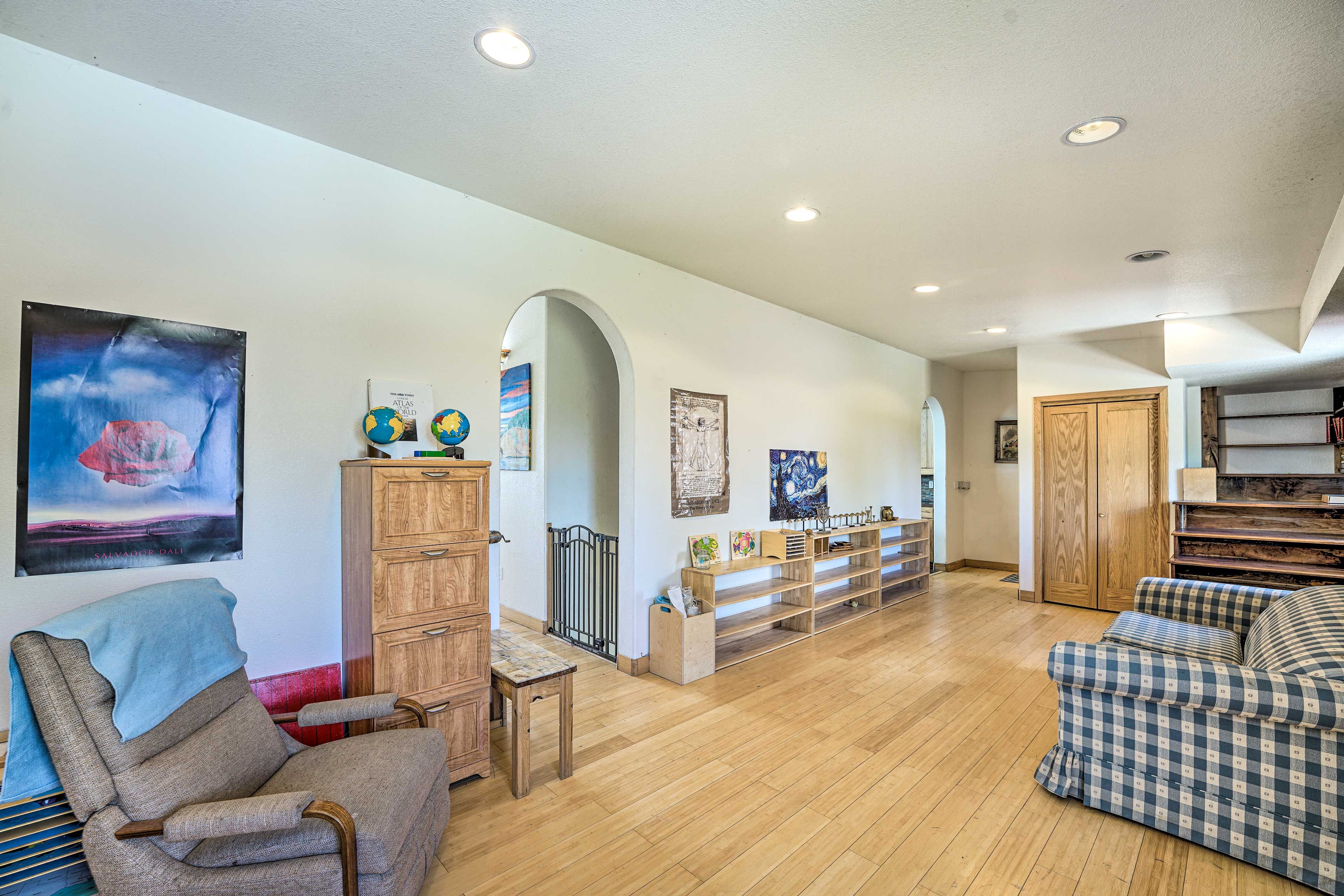 Sitting Room | Full Sleeper Sofa
