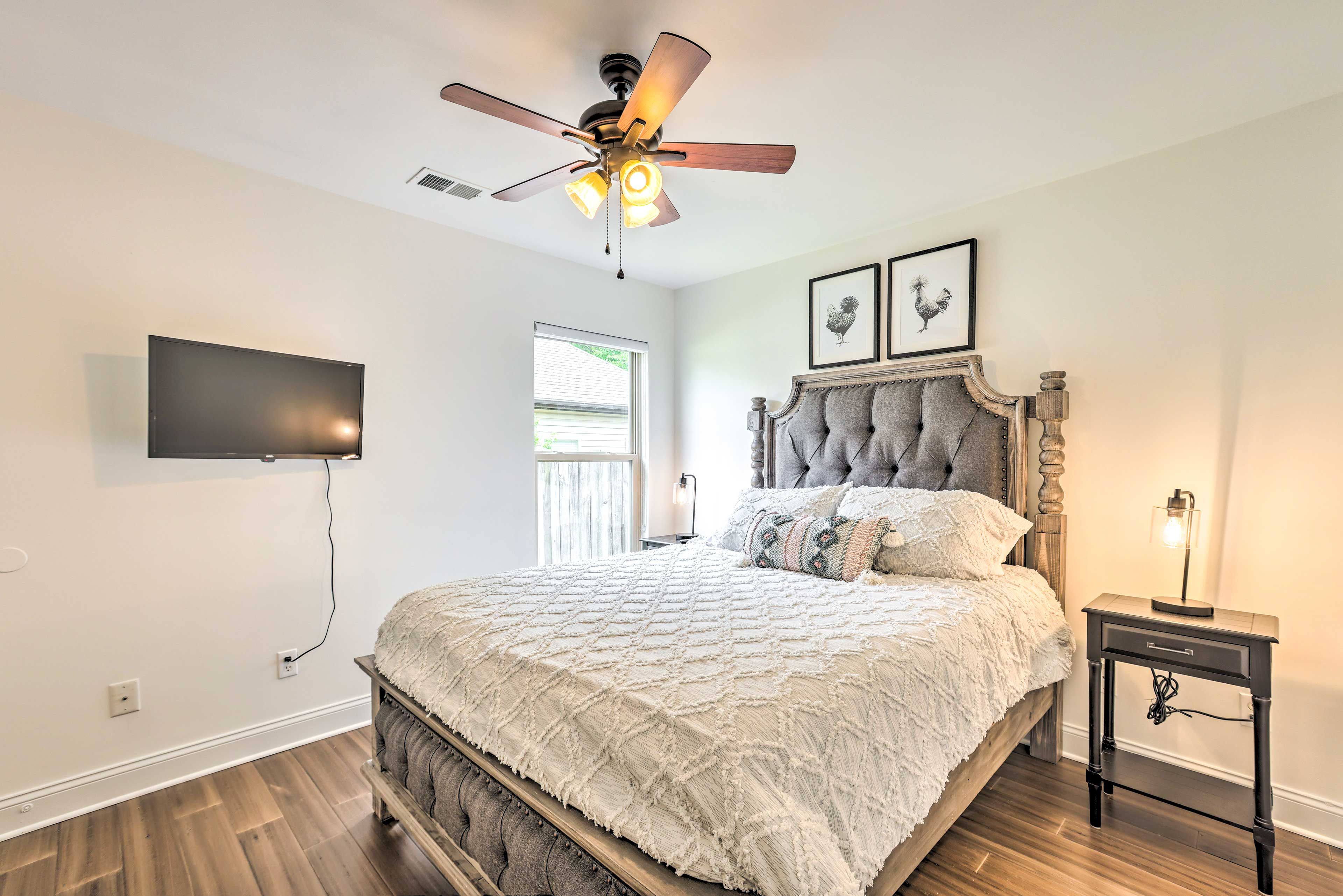 Bedroom 2 | Queen Bed