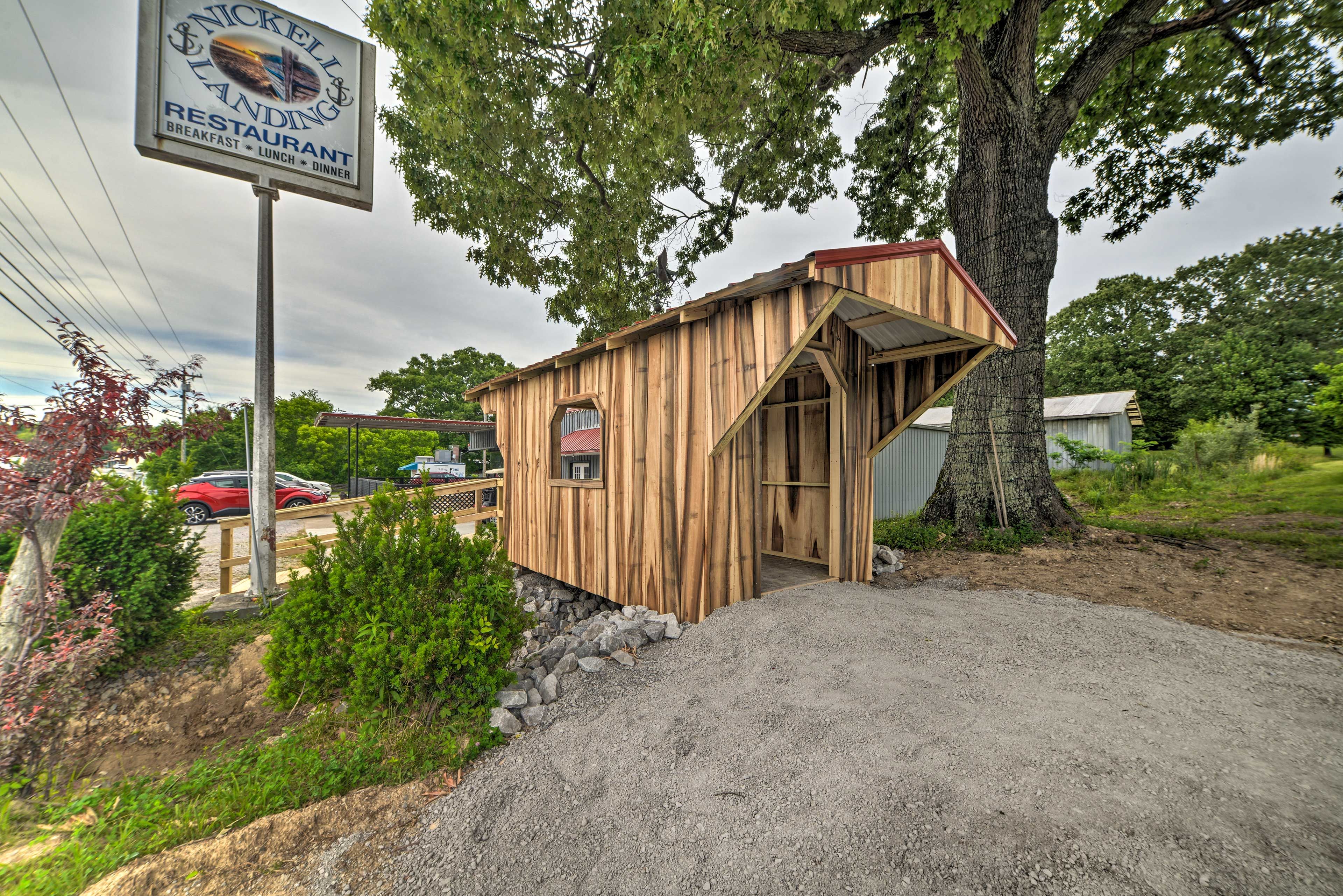 Restaurant Across the Street