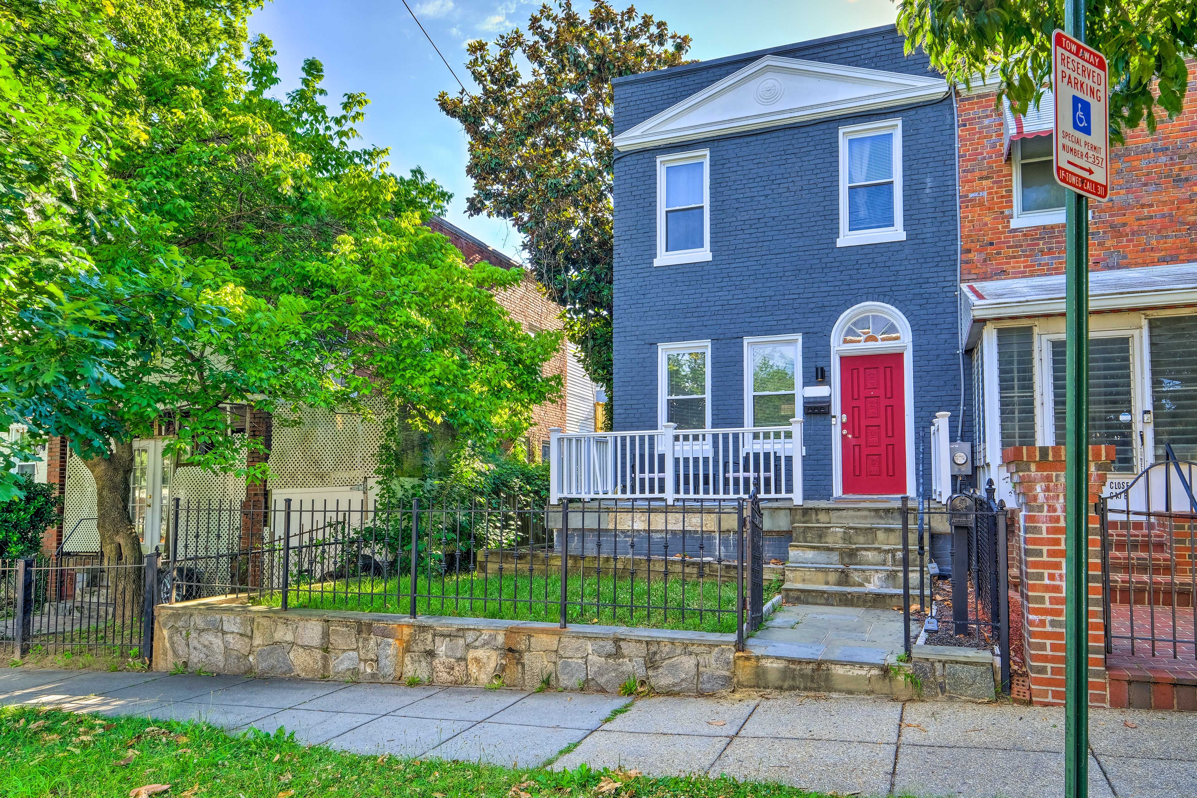 House Exterior | Free Street Parking (First-Come, First-Served)