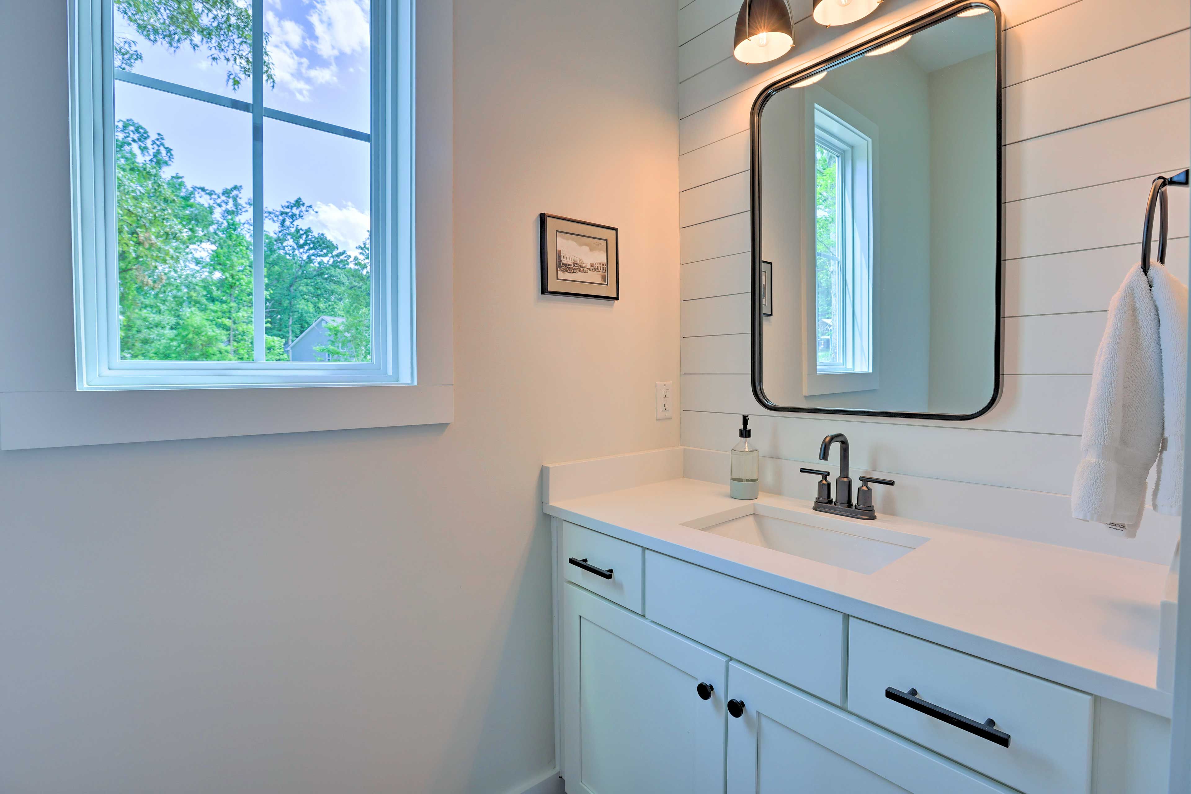 Half Bathroom | Main Level