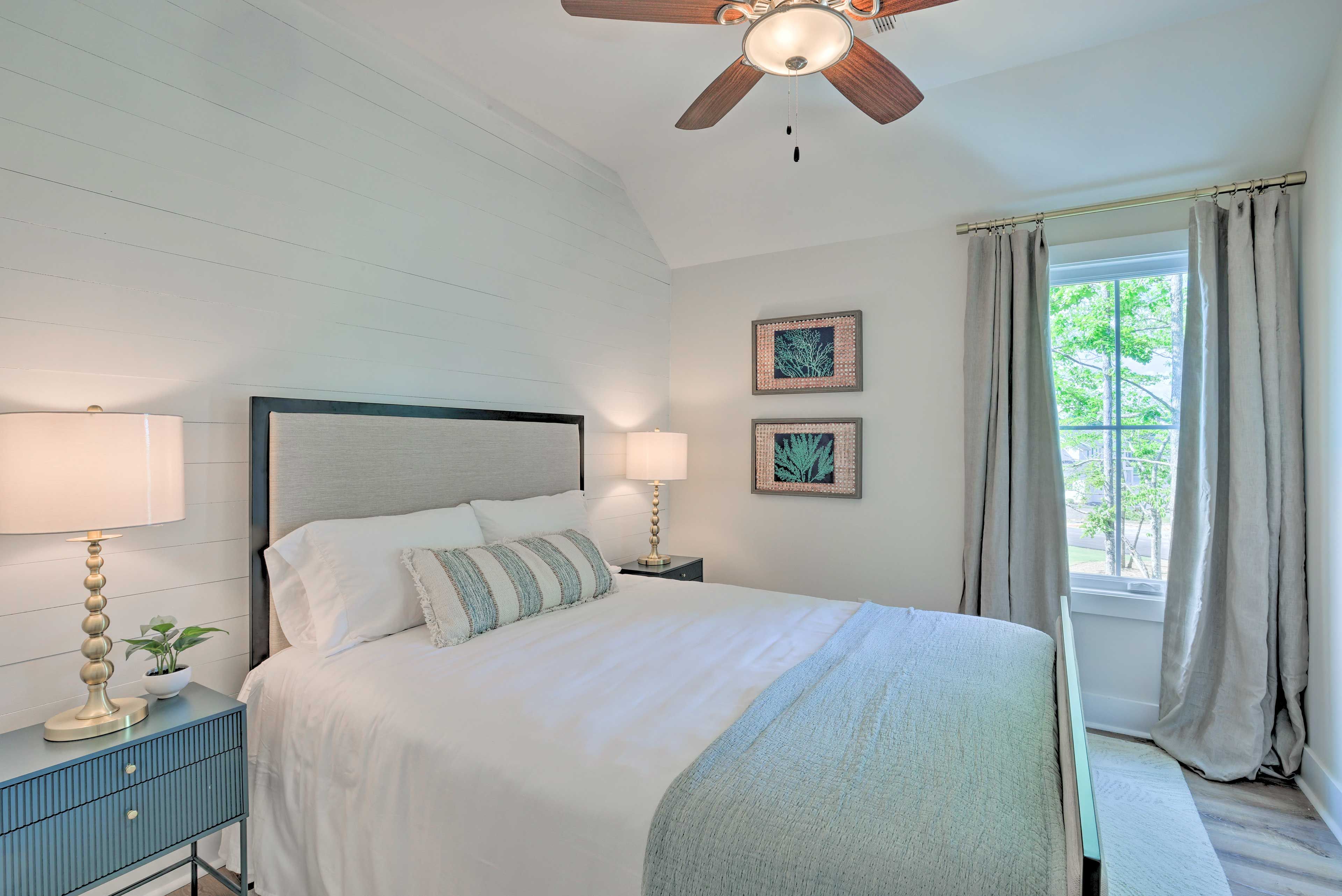 Bedroom 4 | Upper Level | Queen Bed