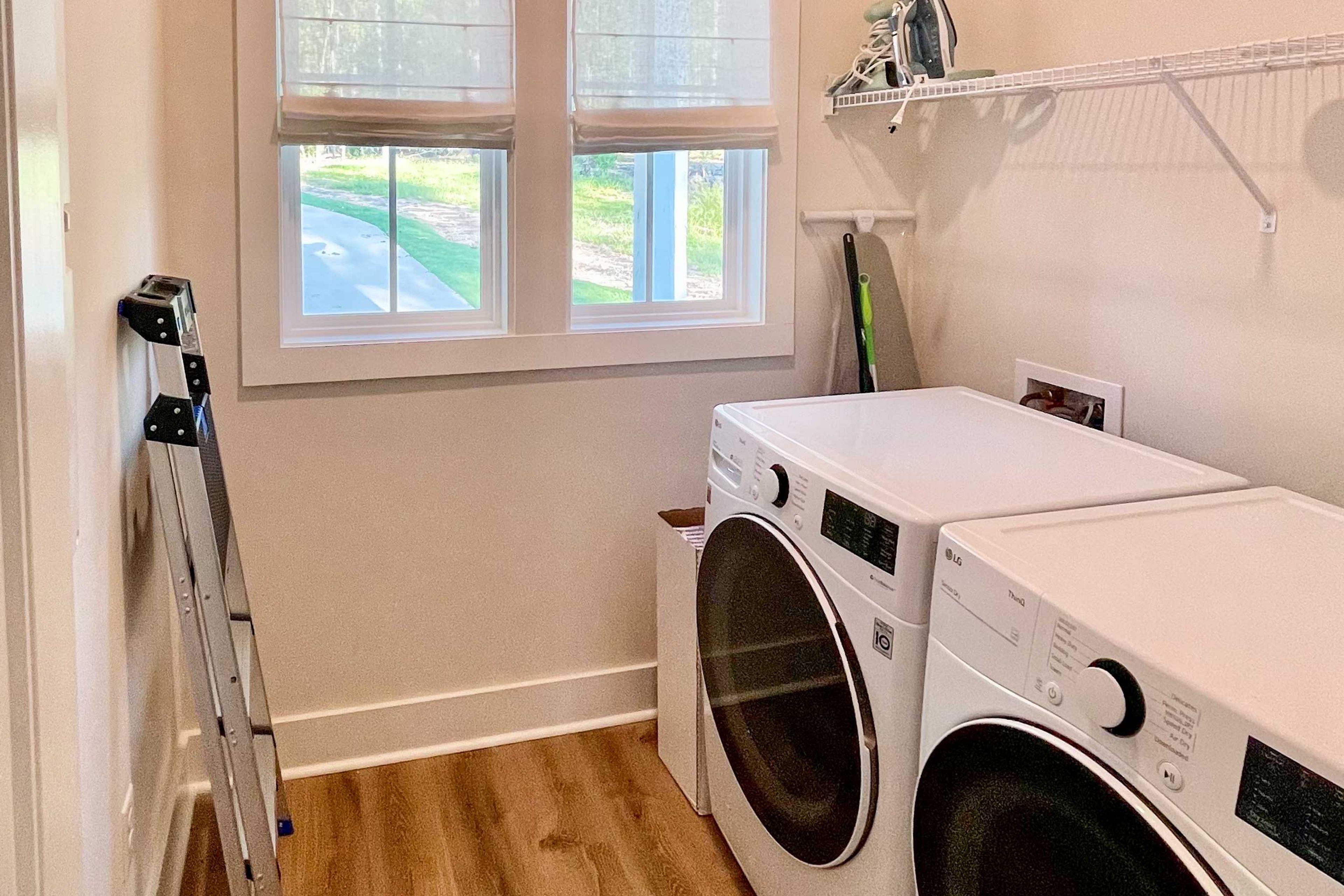 Washer & Dryer
