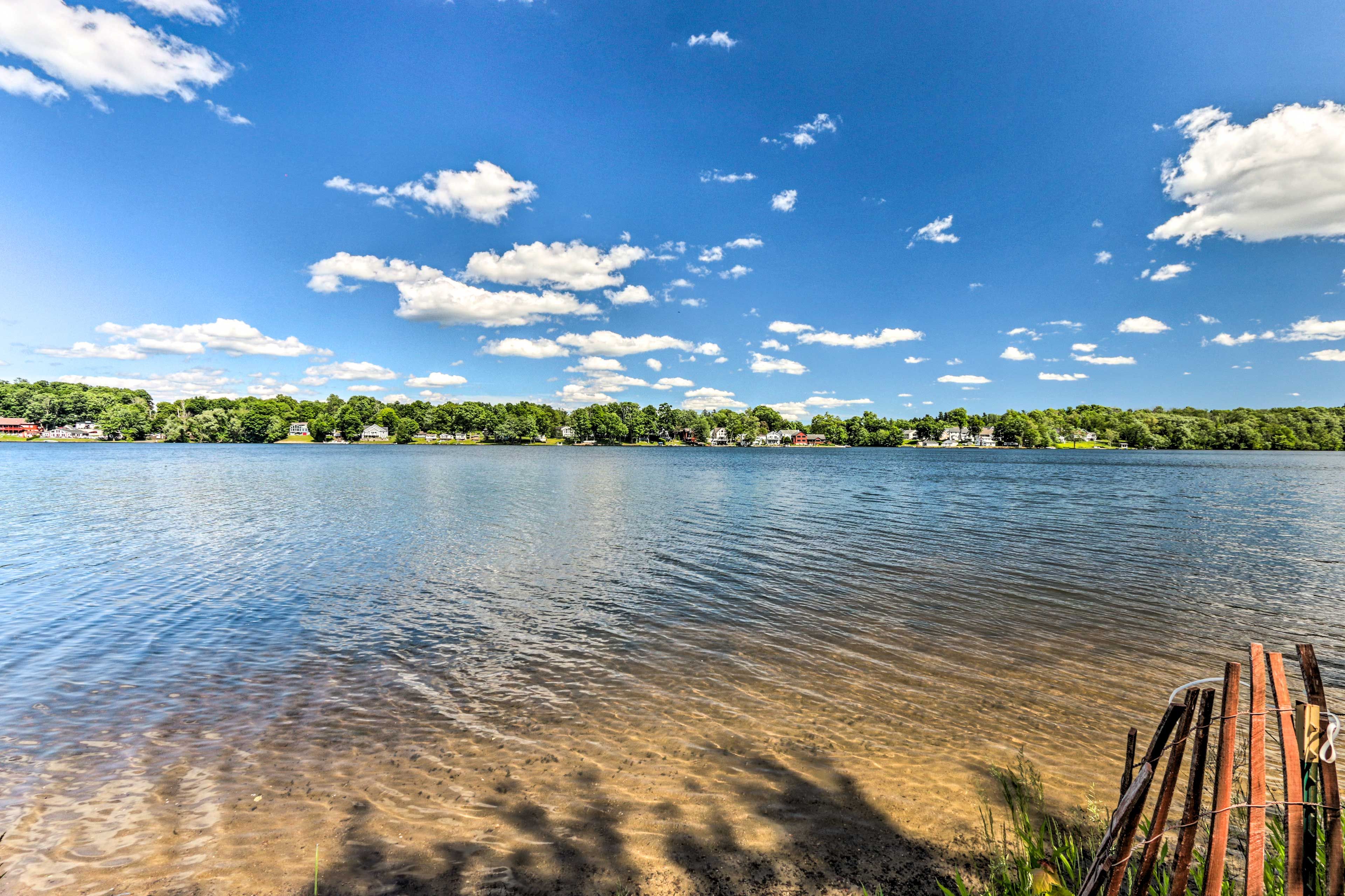 Beseck Lake | Private Beach Access