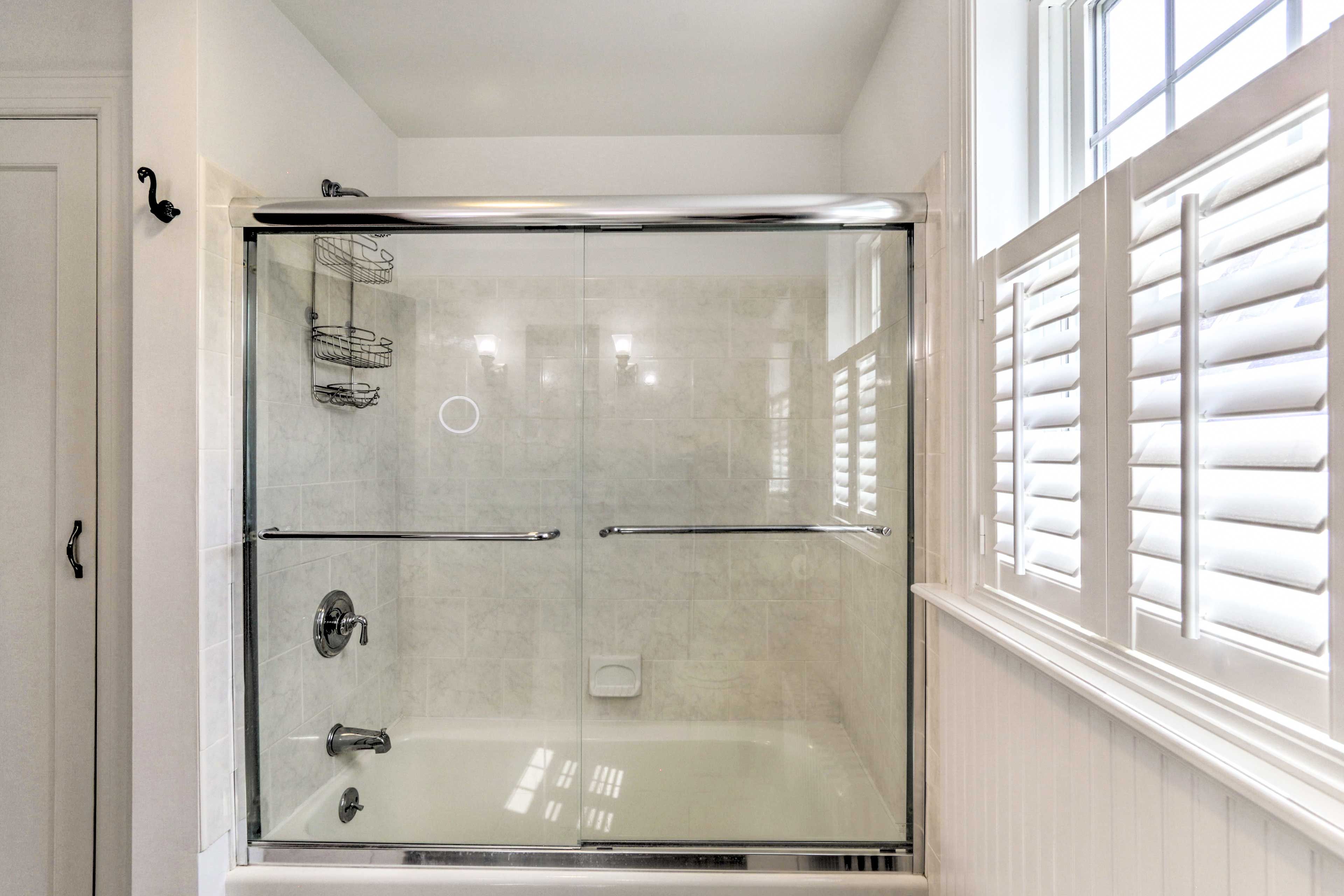 Full Bath | Hair Dryer | Towels Provided | Clothes Steamer