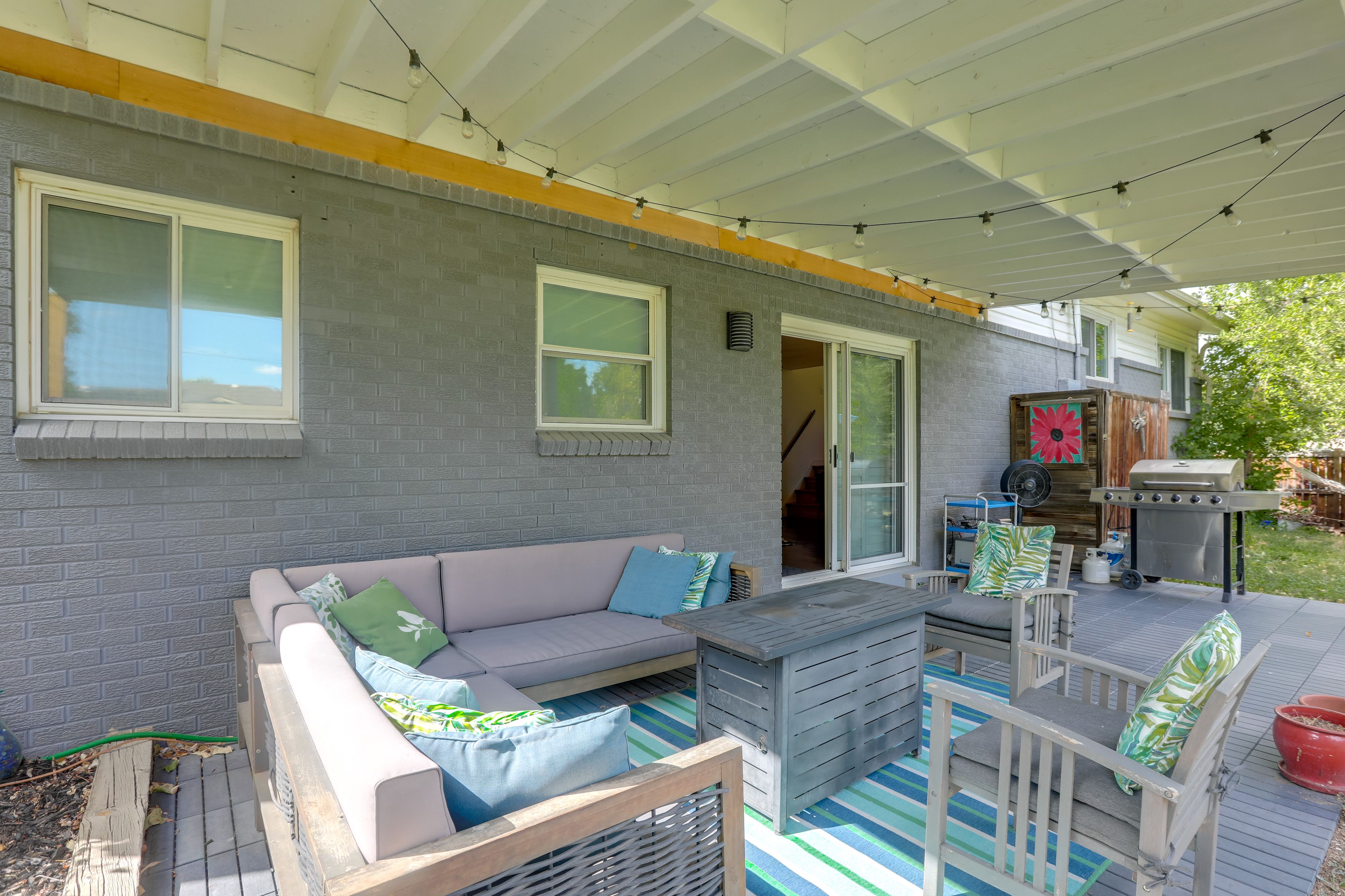 Covered Patio | Gas Grill