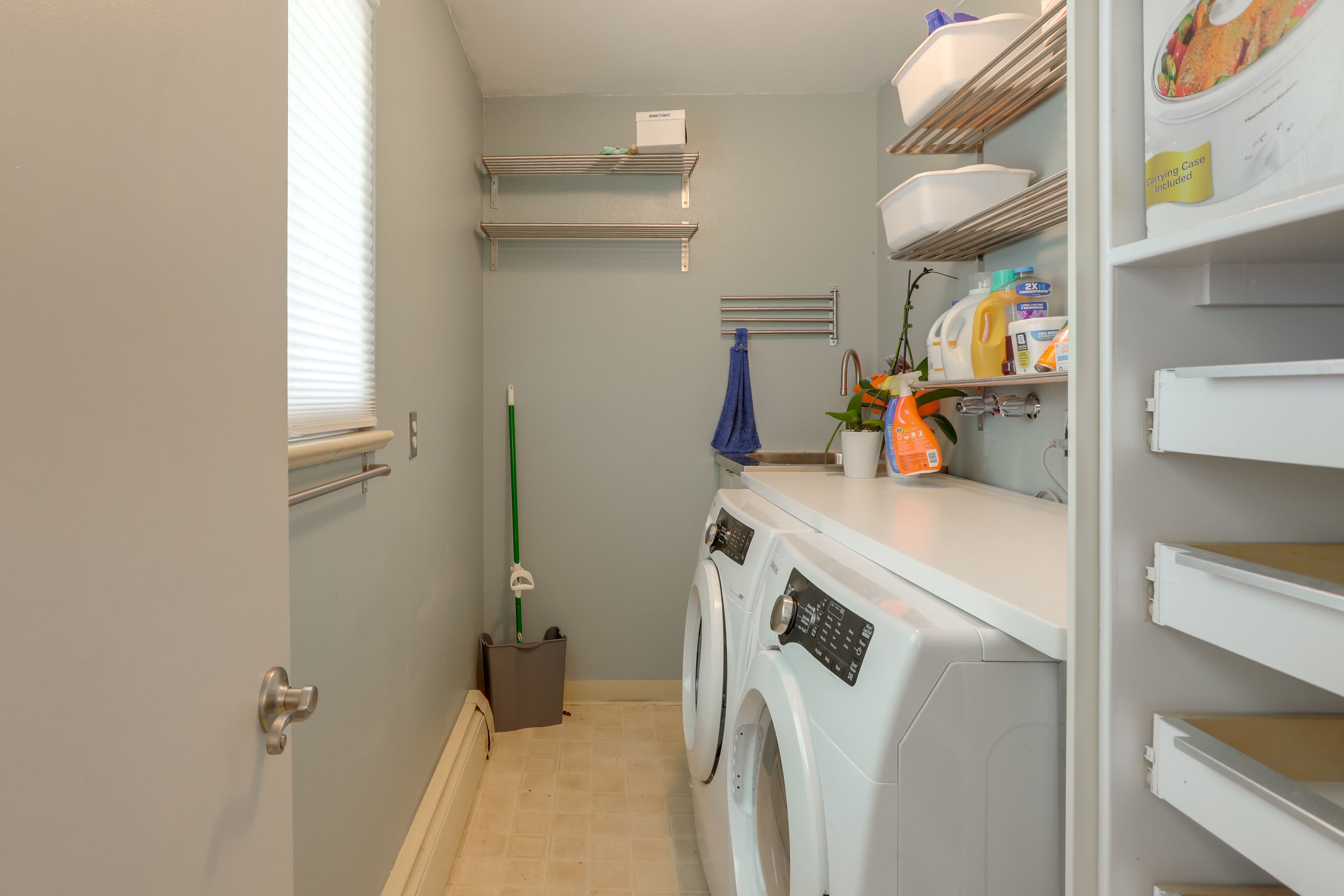 Washer & Dryer